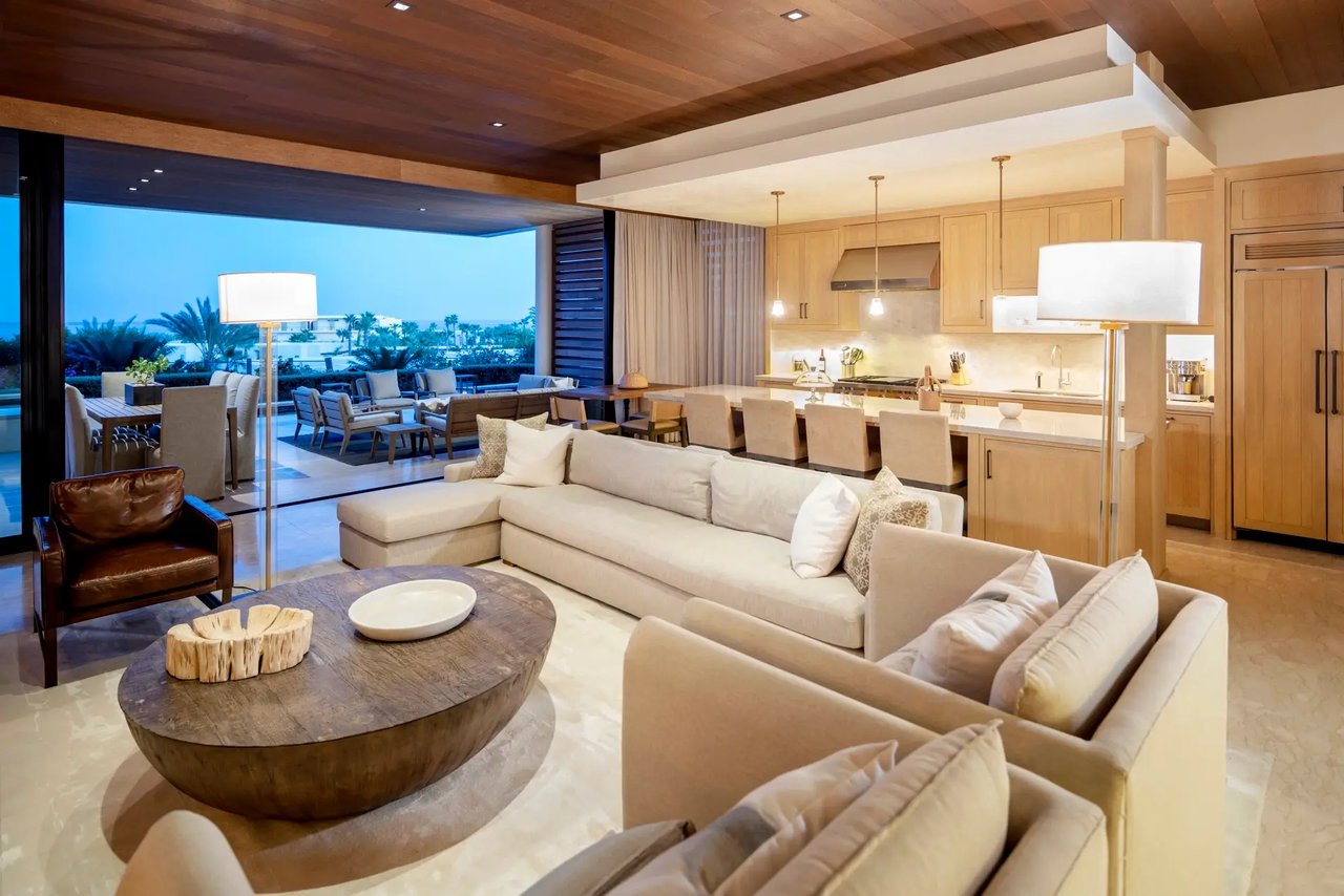 Chileno Bay vs Palmilla real estate comparison including homes, villas, condos, and luxury property options