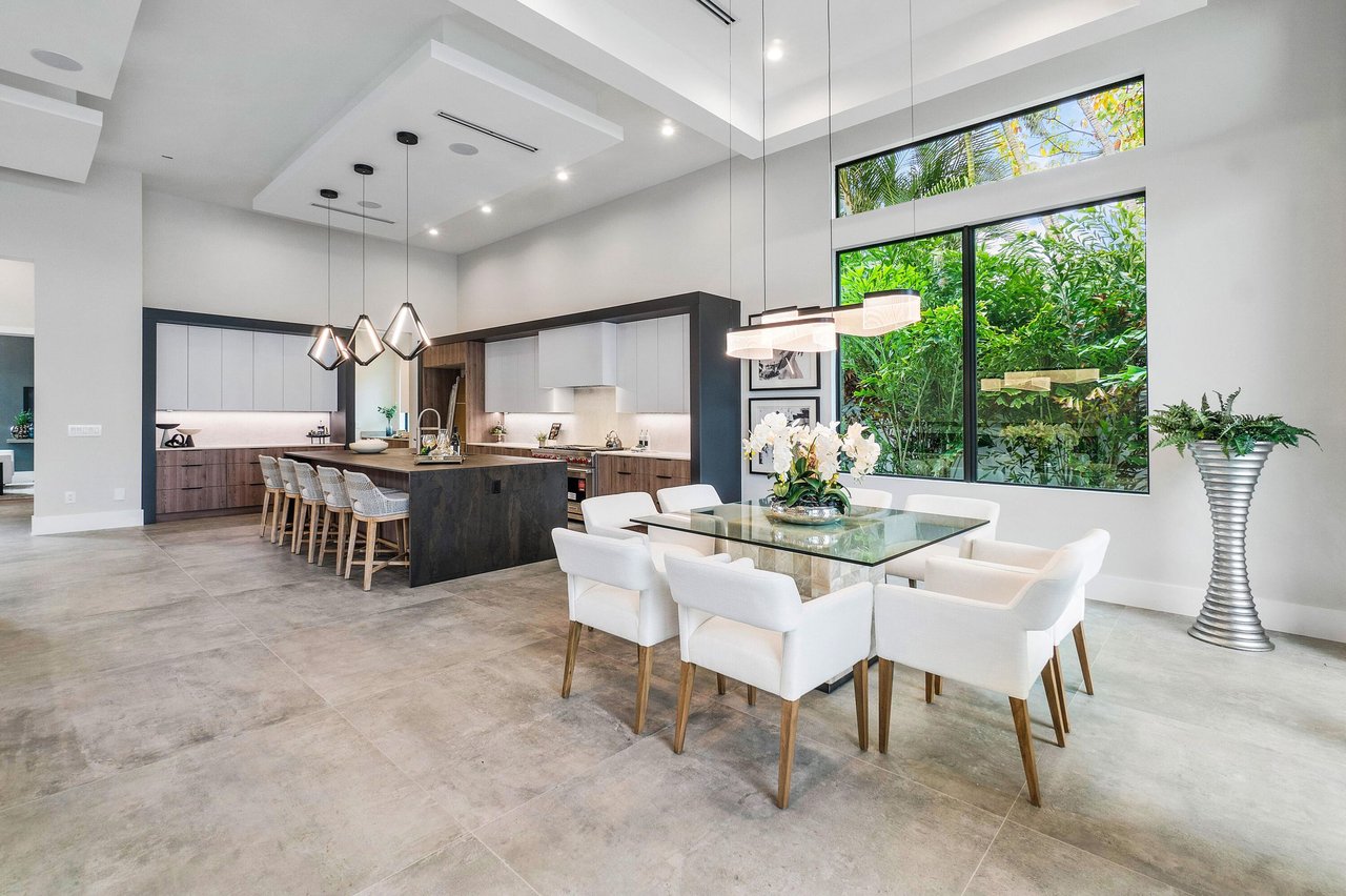 17 NW 15th St