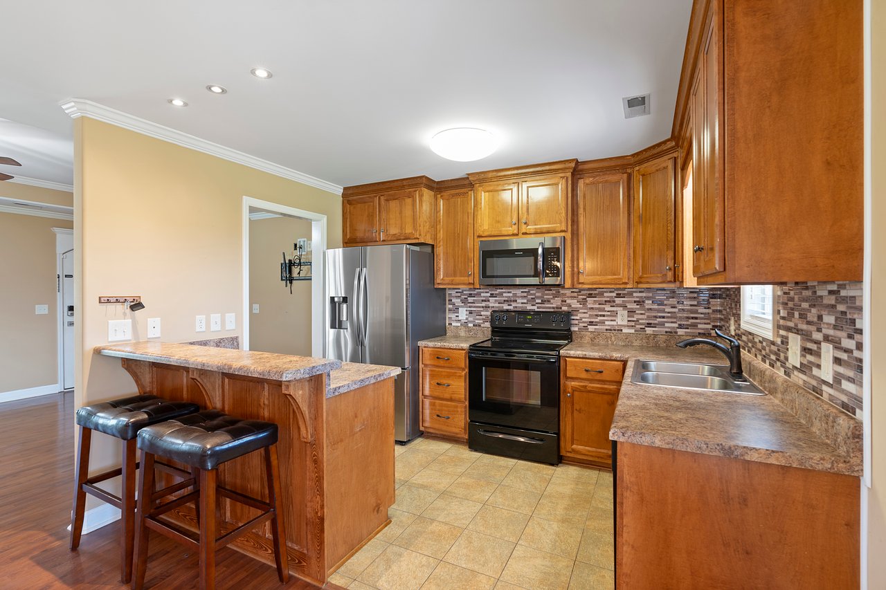 Large Lot - Minutes from Huntsville - Lawn Care Included