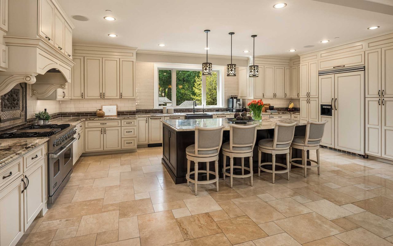 Private, Tranquil Resort-Style Living in Redmond’s Starwood Neighborhood