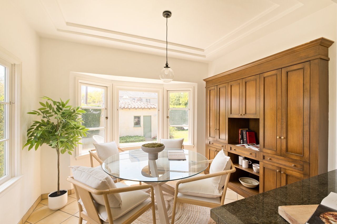 6300 Lindenhurst Avenue, Beverly Grove
