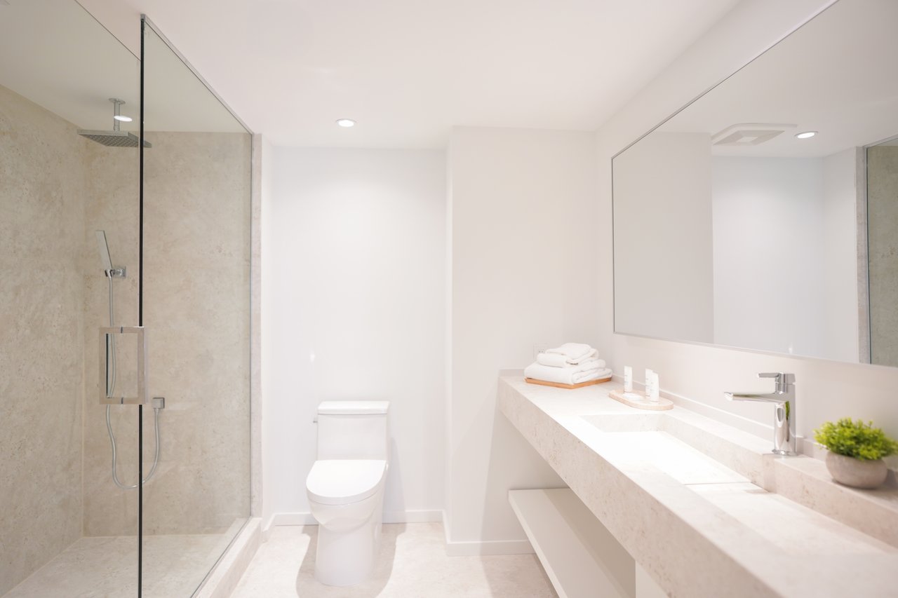 Beach Haus Bal Harbour Residences