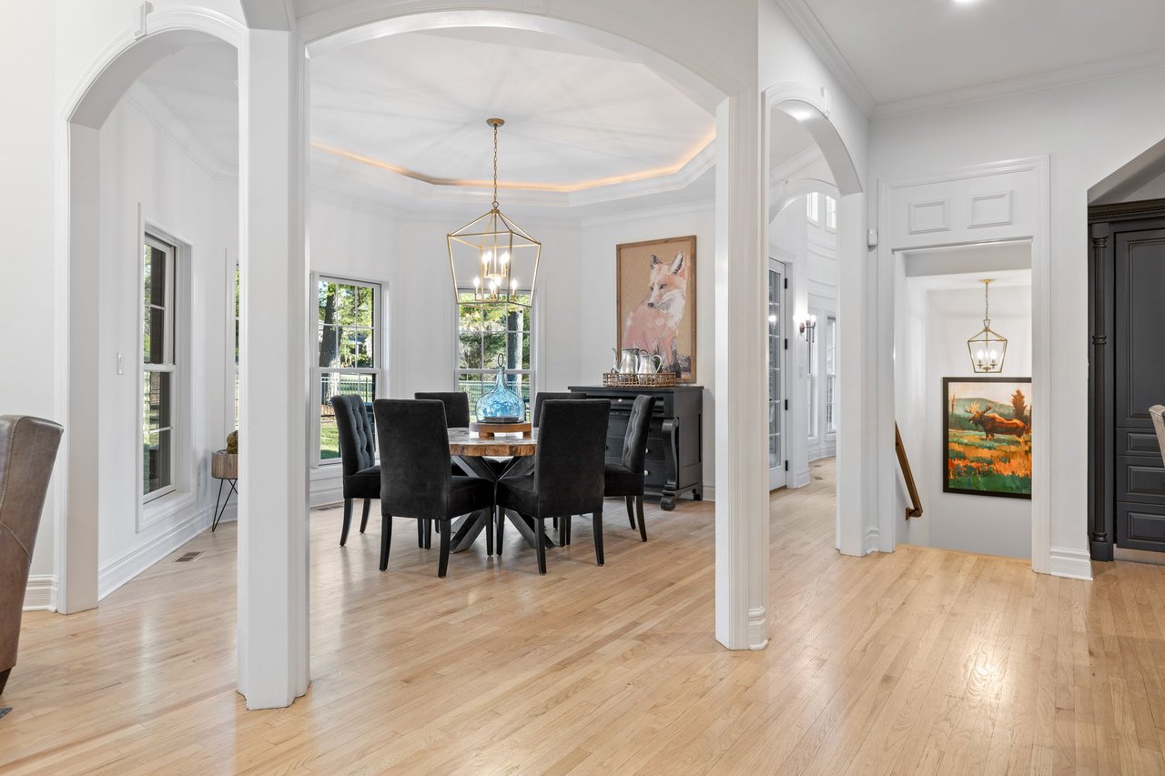 24 Williamsburg Estates Drive