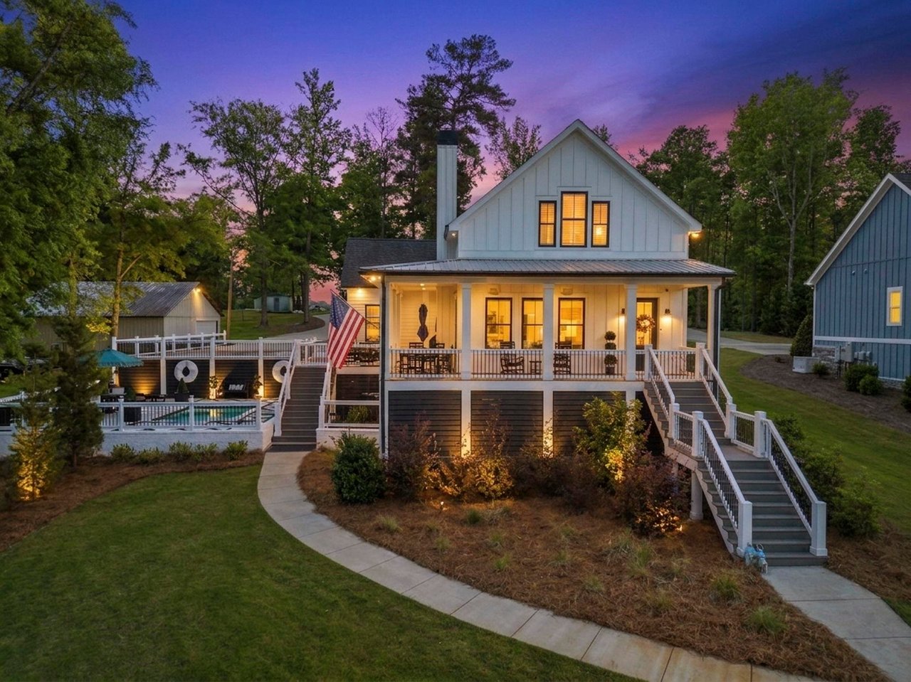 Luxury Lake Sinclair Home For Sale at 1090 Crooked Creek Road
