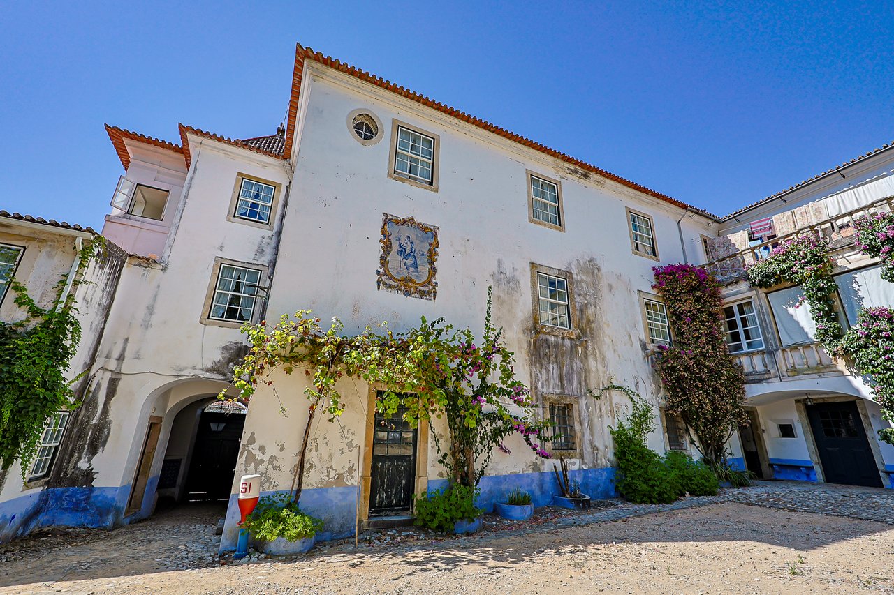 Magnificent 17th-Century Palace with  76,400 m² Estate Near Coimbra