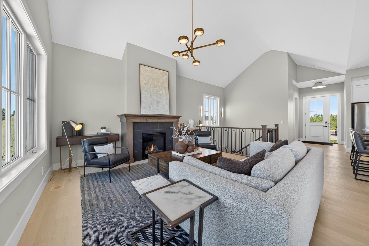 514 Pine Creek Ridge