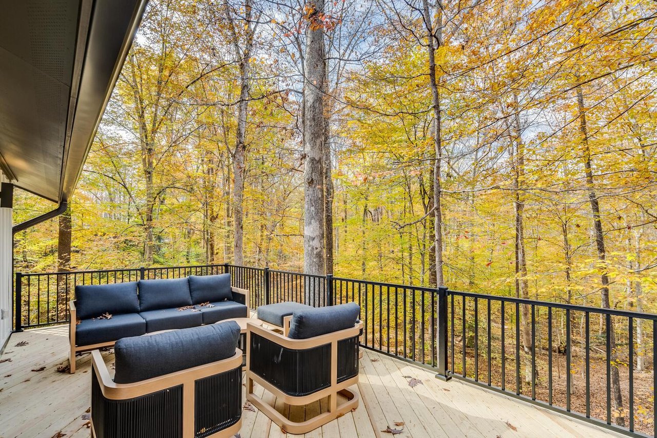 5 Acre Private Exclusive in Great Falls