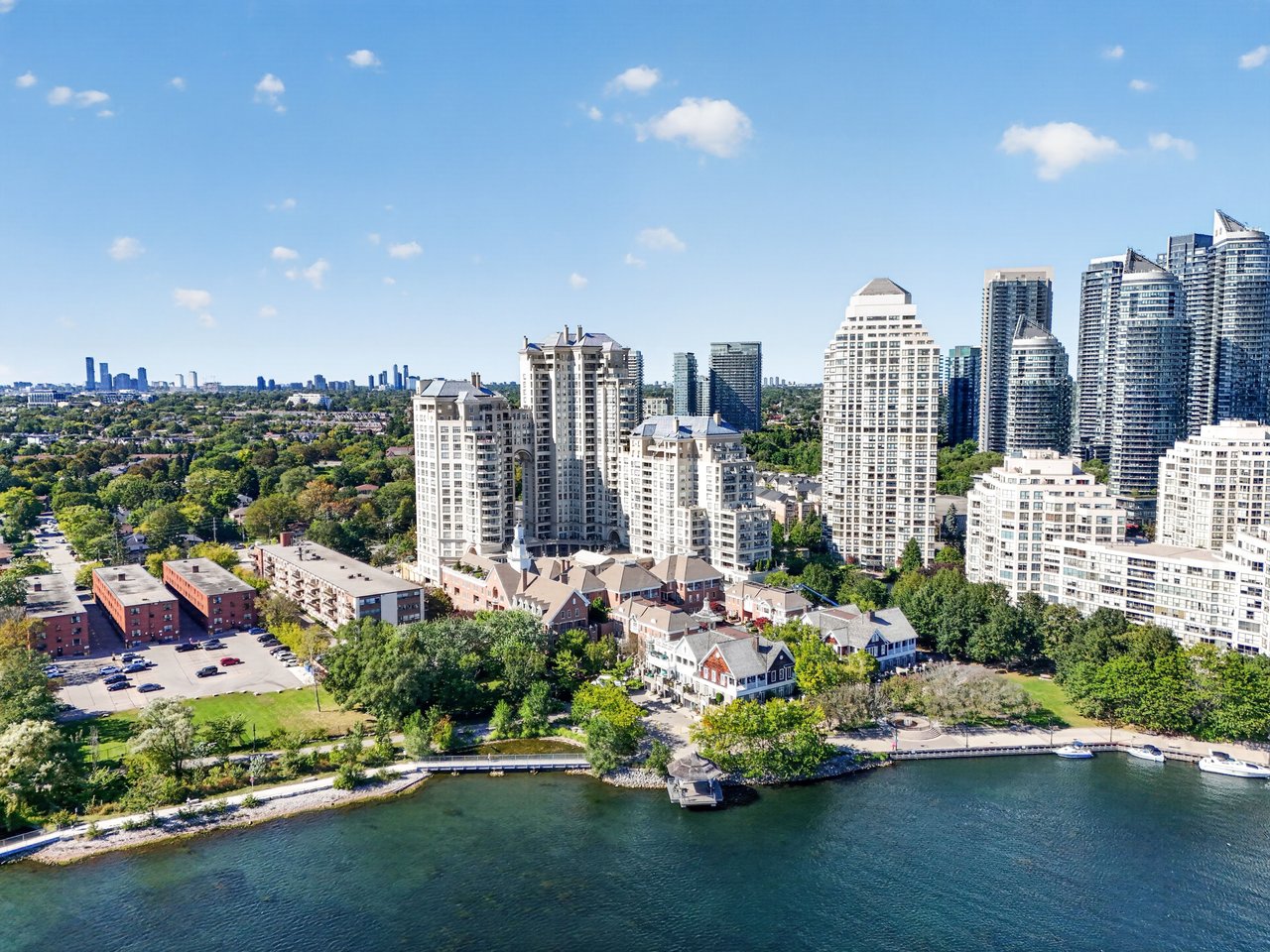 301-2287 Lake Shore Boulevard, Etobicoke