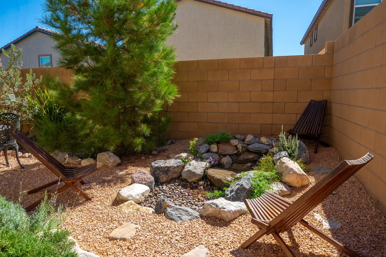 10983 Cambridge Lakes Ave