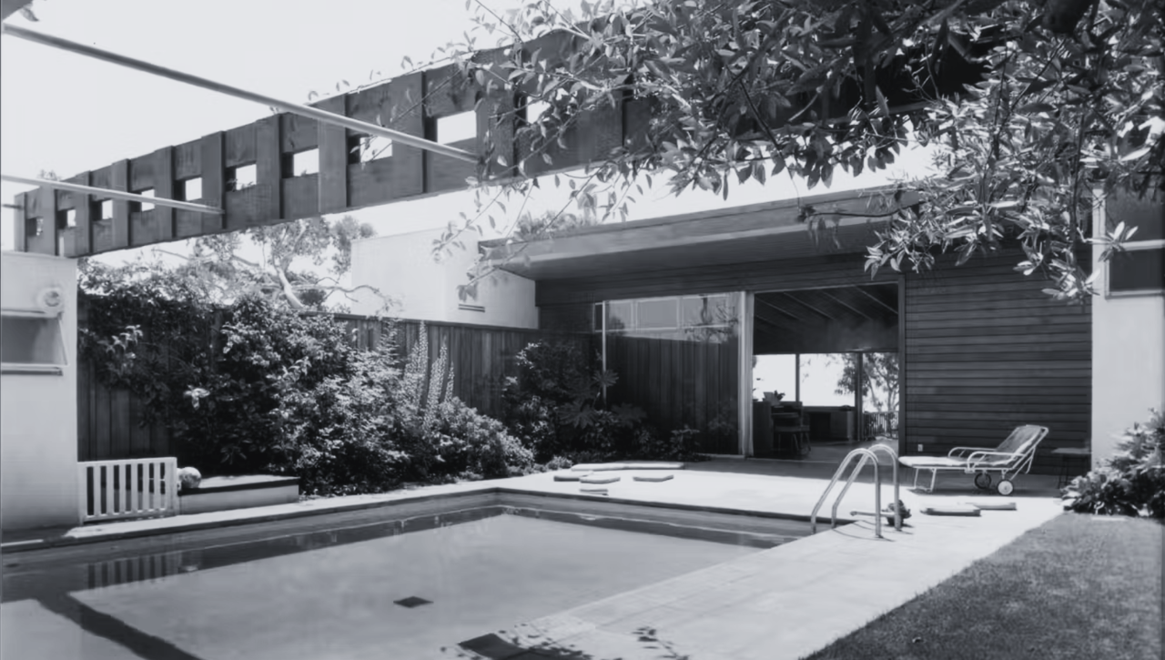 What Does the L.A. Midcentury Dream House Look Like in the Age of Fire?