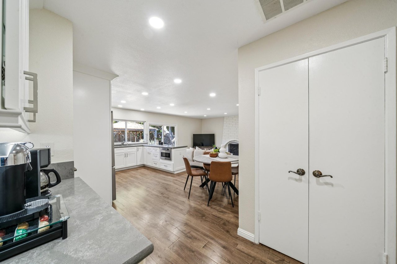 7403 Hillsdale Dr, West Pleasanton