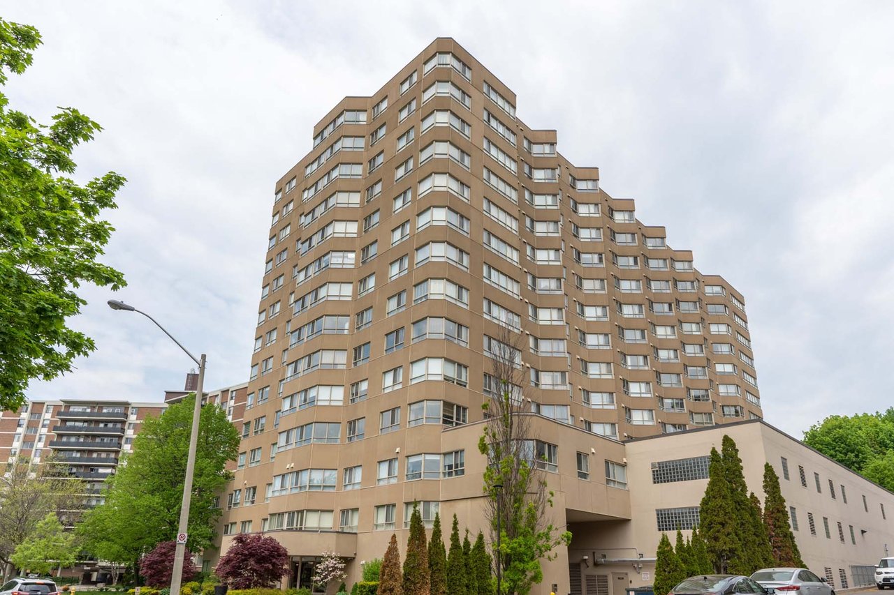 4 Park Vista Cres, #1214