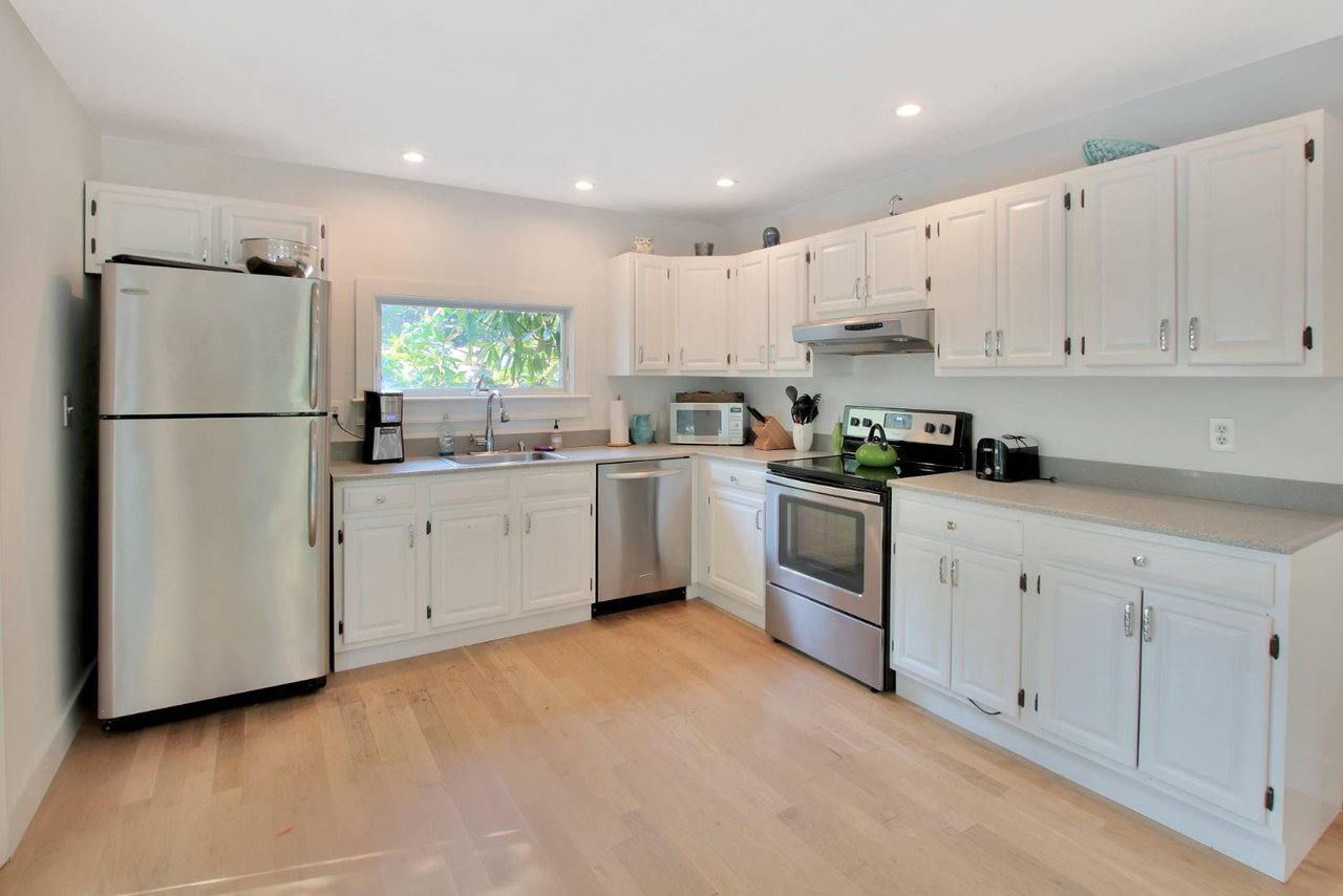 30 Ocean View Ave