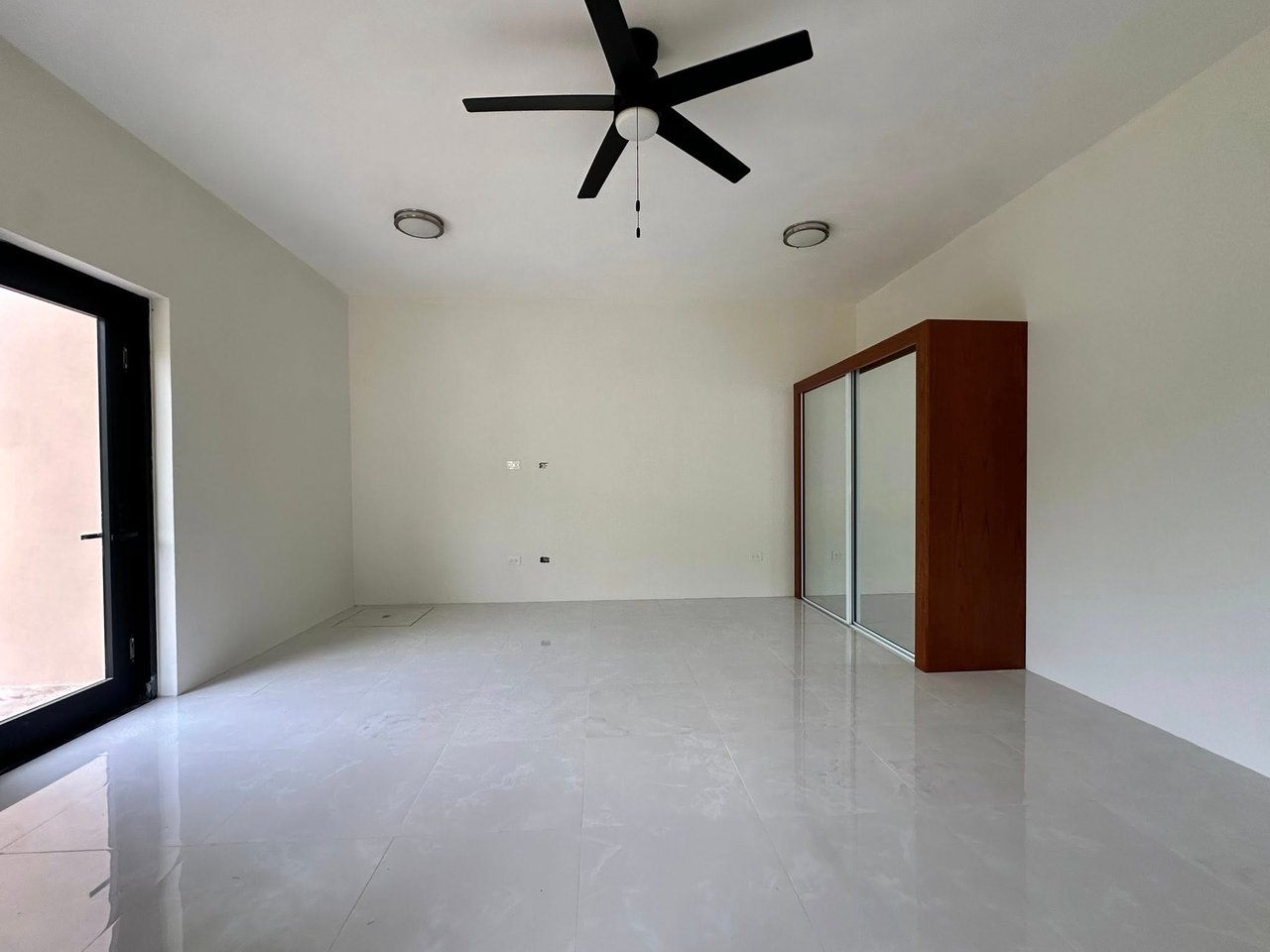 1056 George's Northside 2 Bedroom Apartment