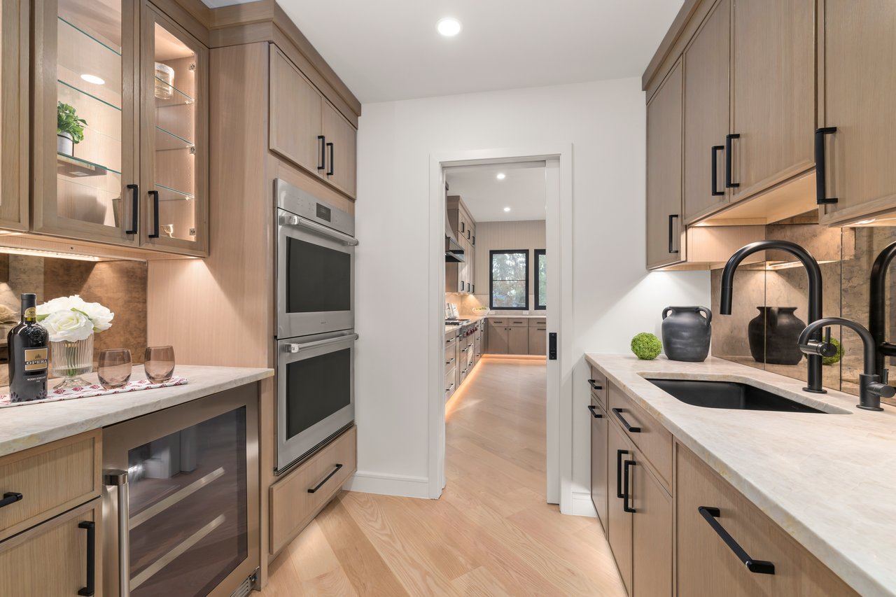 Quiet Luxury. Bold Architecture. A Coveted Address