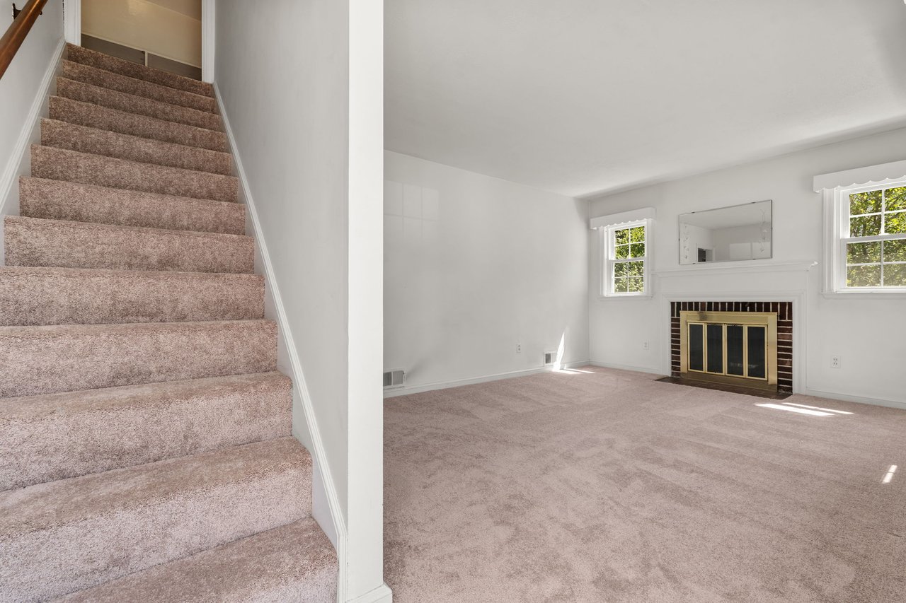 66 Plymouth Ave