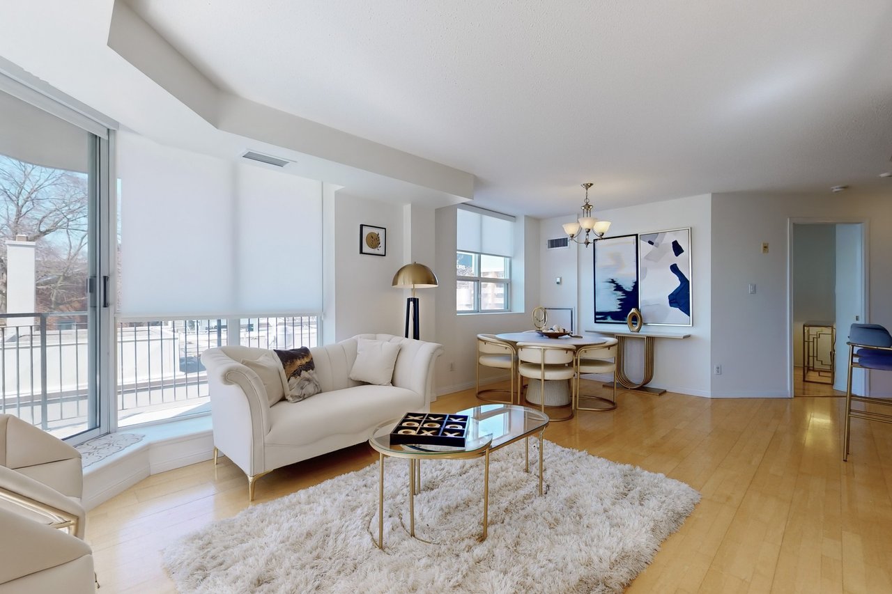 3130 Yonge Street Unit: 305