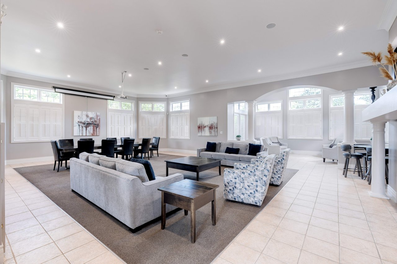 1460 Bishops Gate, Suite 212