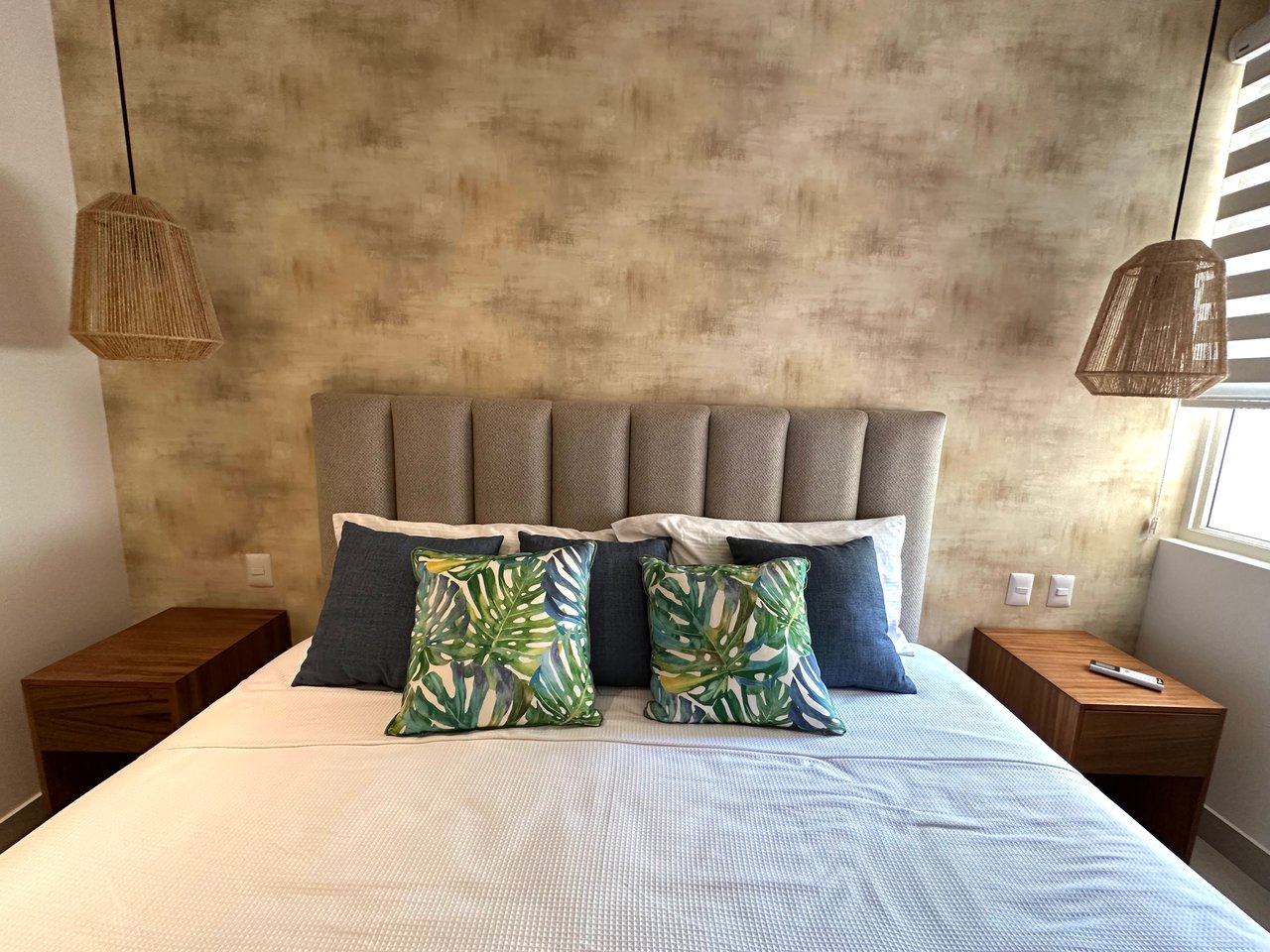 🌊 FOR RENT - Pavilion - 2 Bed Ocean Views - Check-In to the Extraoardinary!