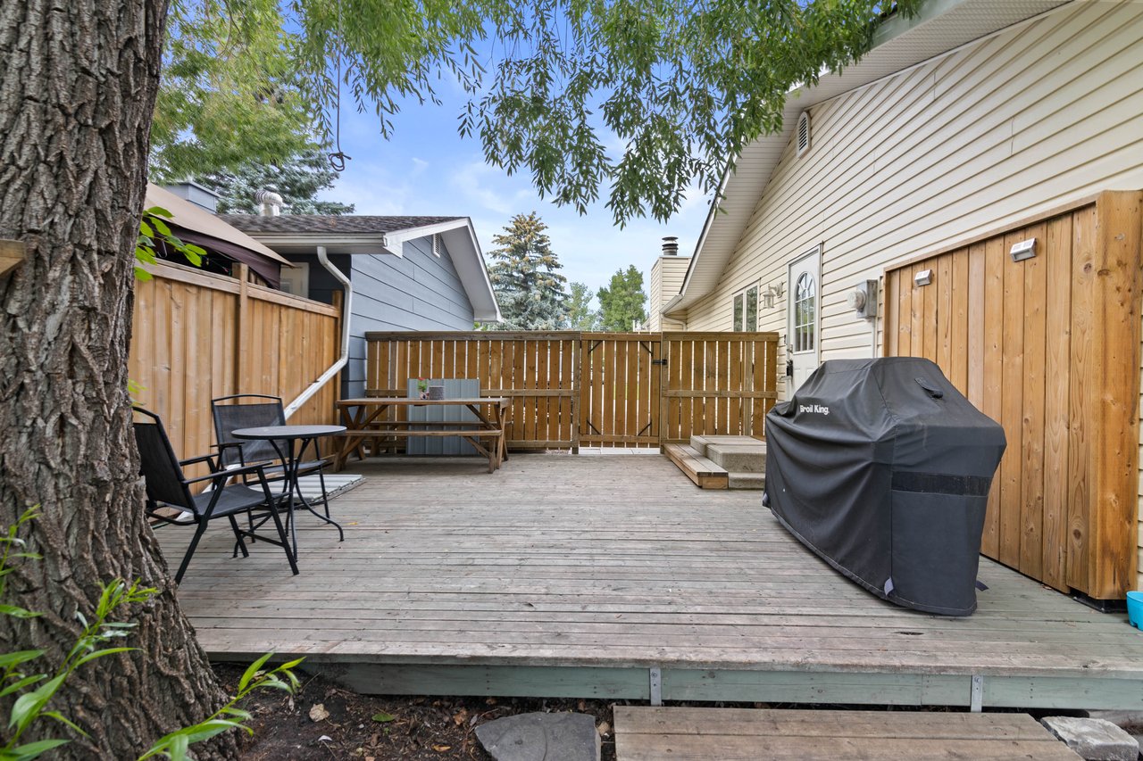 104 Thorson Crescent