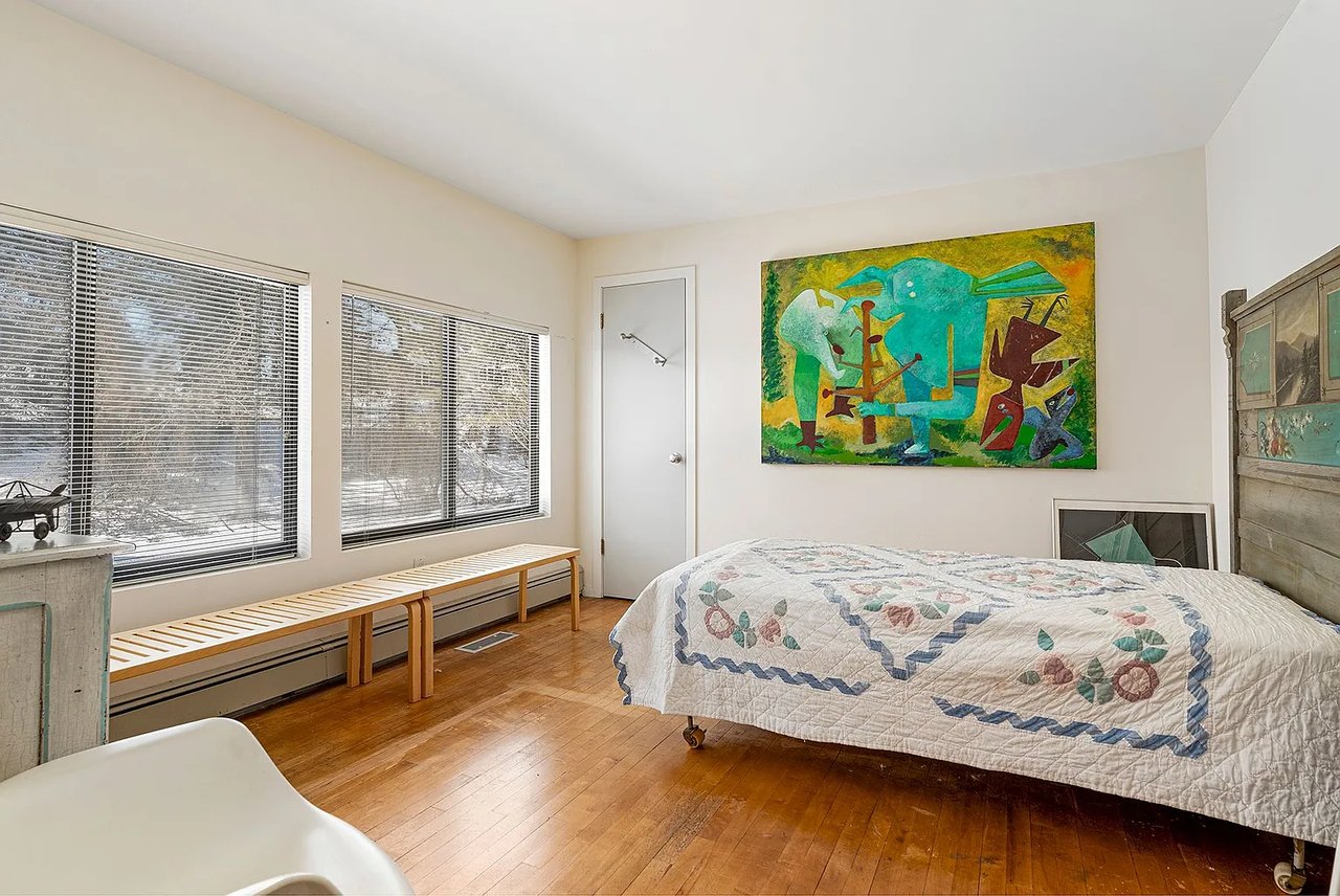45 Blackwatch Ct