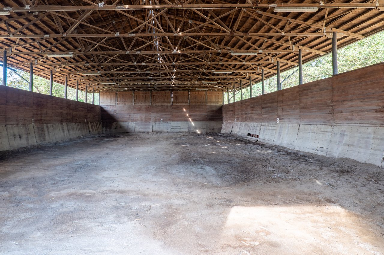 Equestrian Estate in Lavra with 13,000 m² just 800 Meters from the Beach