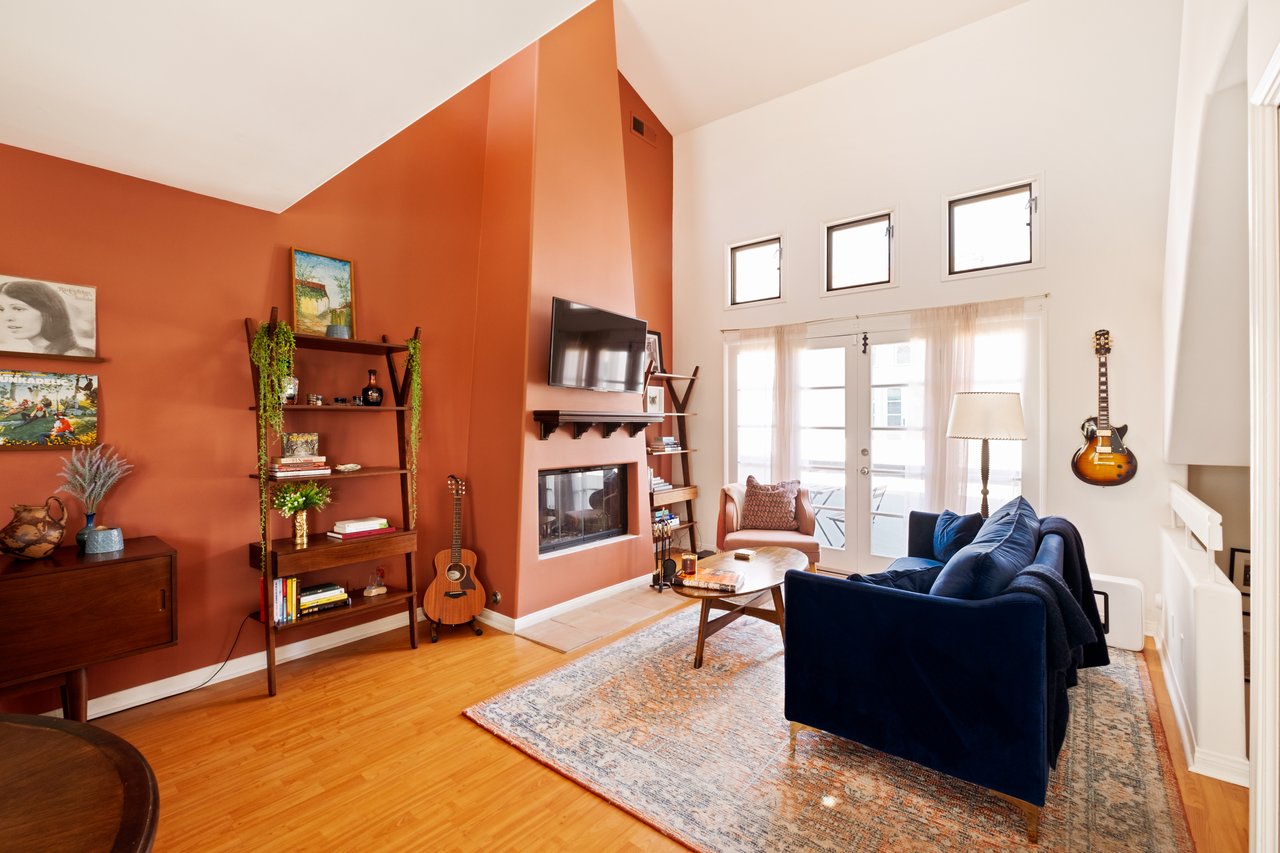 8562 W West Knoll Dr Unit: 5, west hollywood