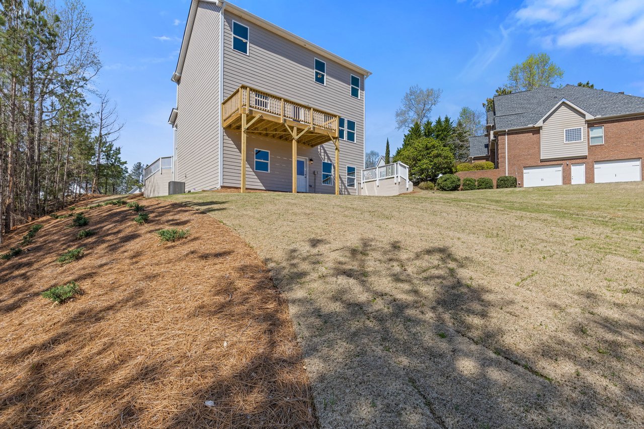 688 Shoals Trl