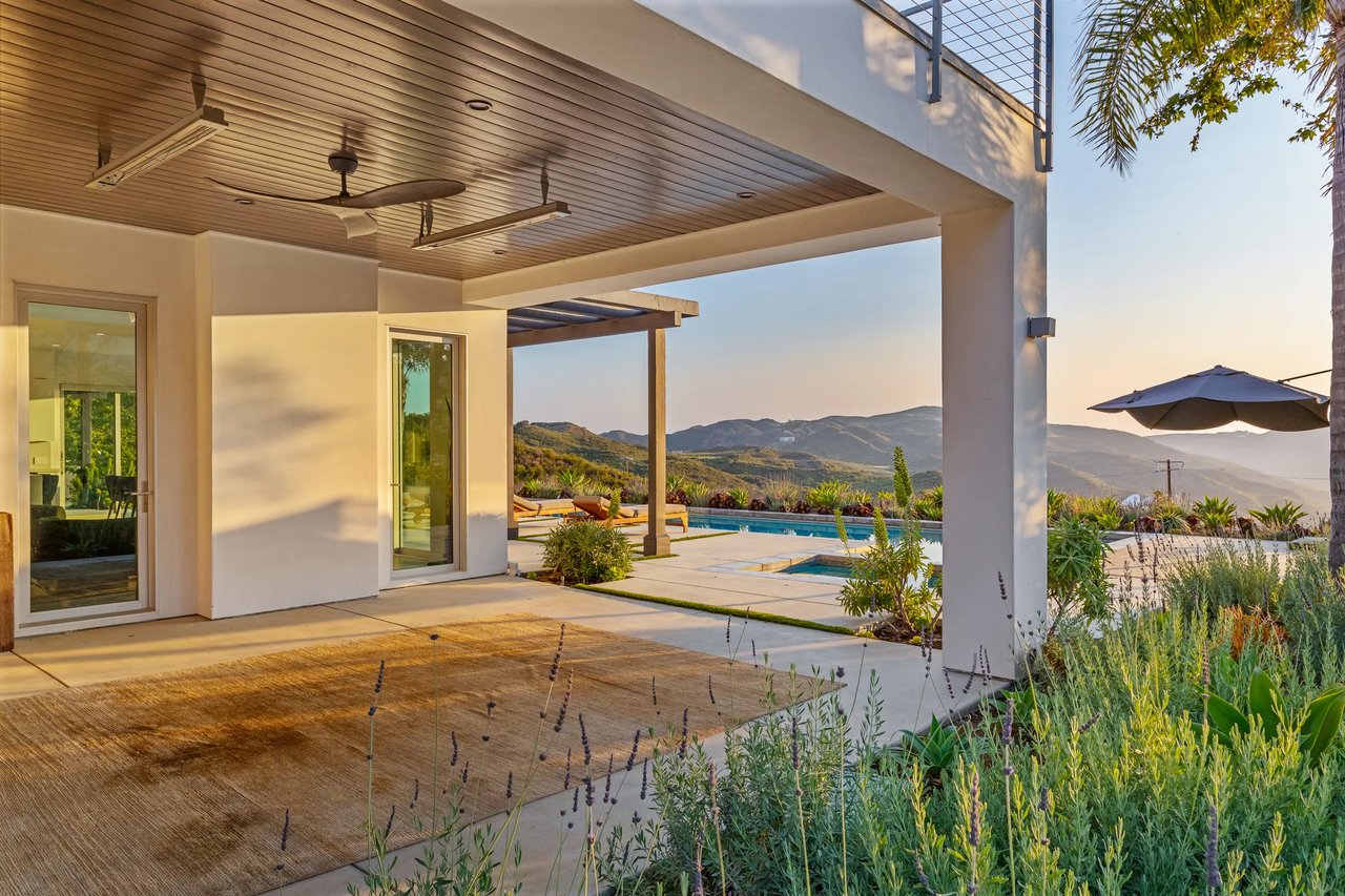 Casa Celeste by Oraklus