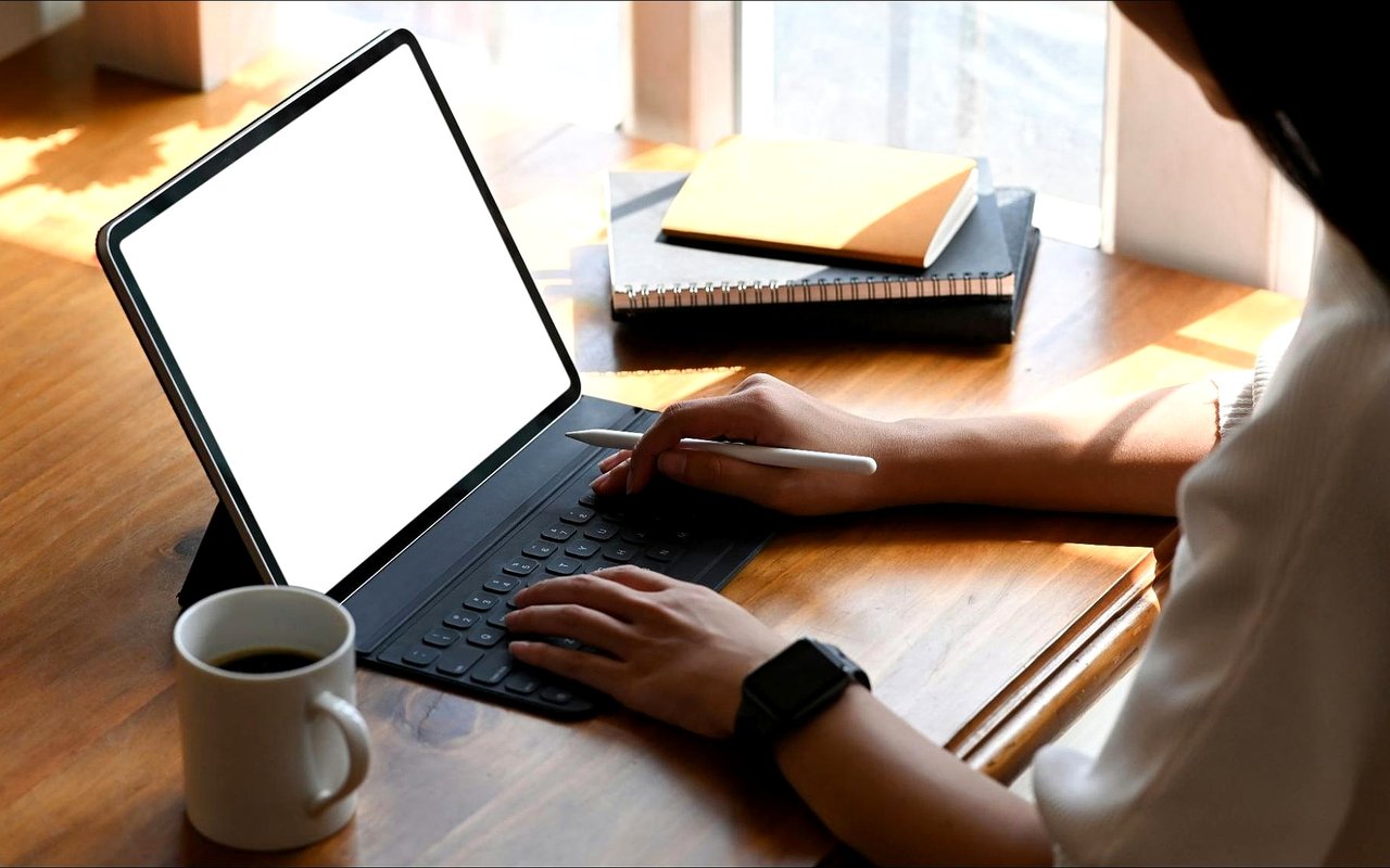 8 Essential Home Office Design Tips