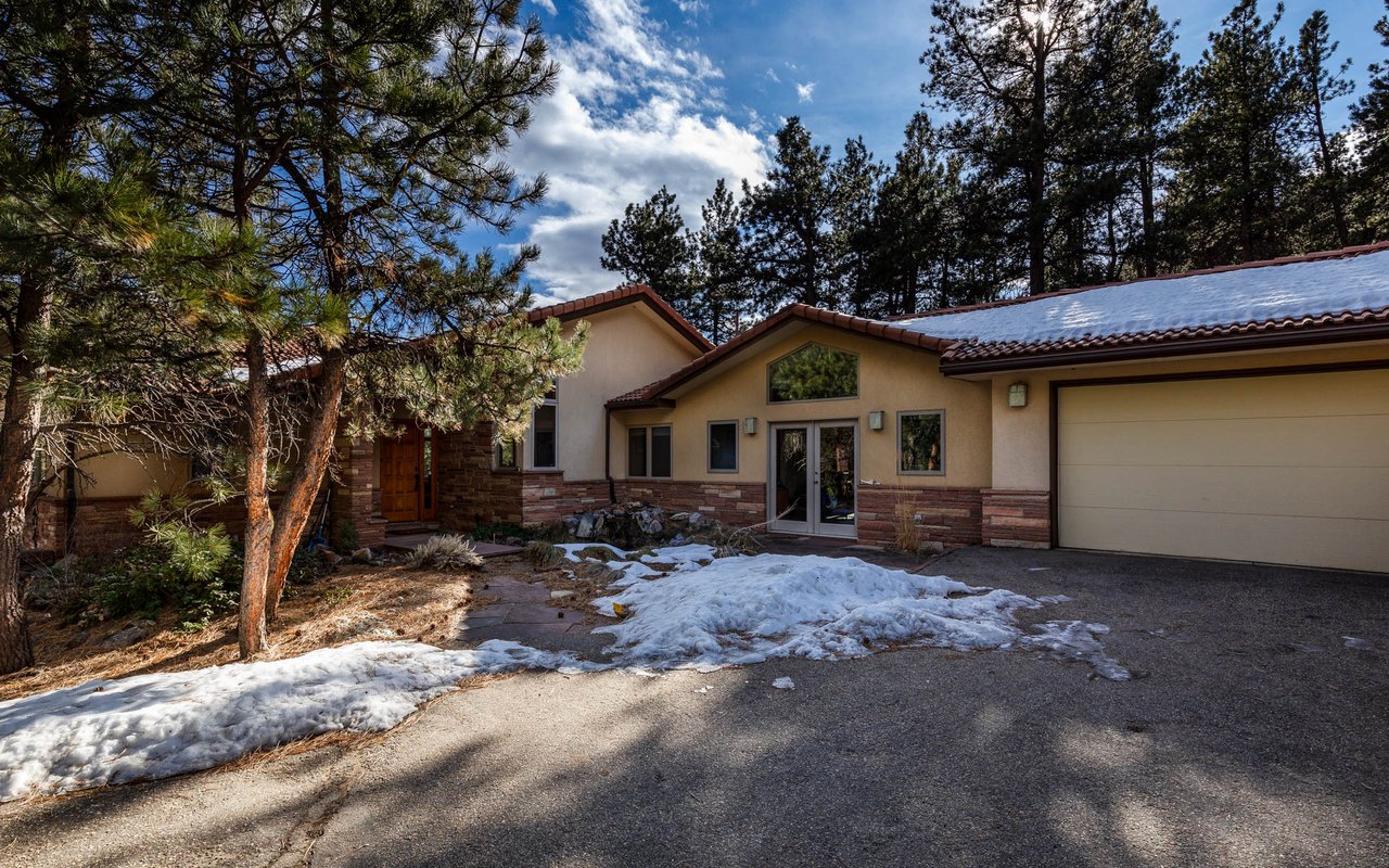 321 Carriage Hills Drive