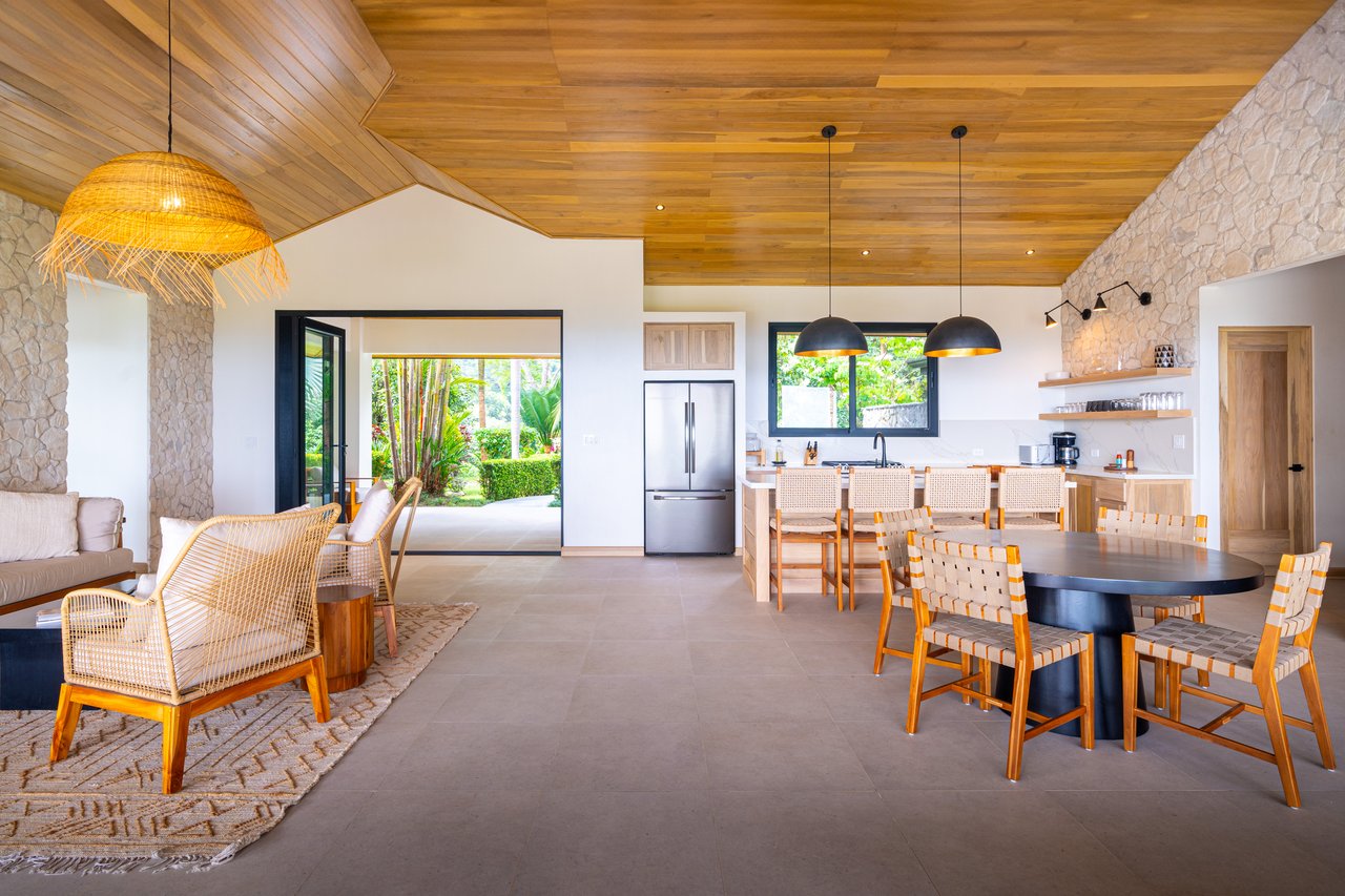 Casa Otra Vida – A Private Jungle Retreat with Ocean Views & Off-Grid Luxury