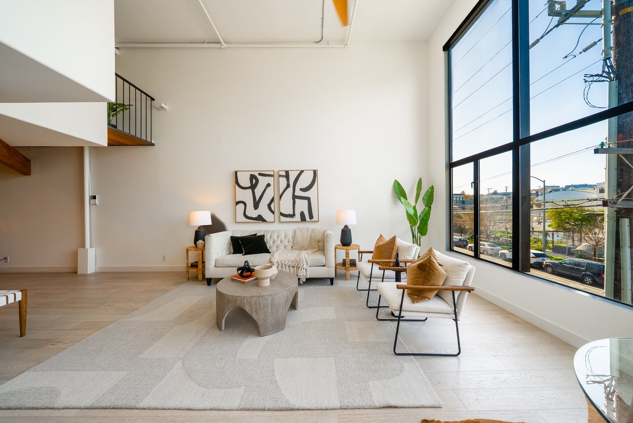 2301 Harrison St #203