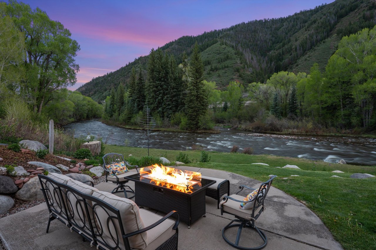 2134 Lower River