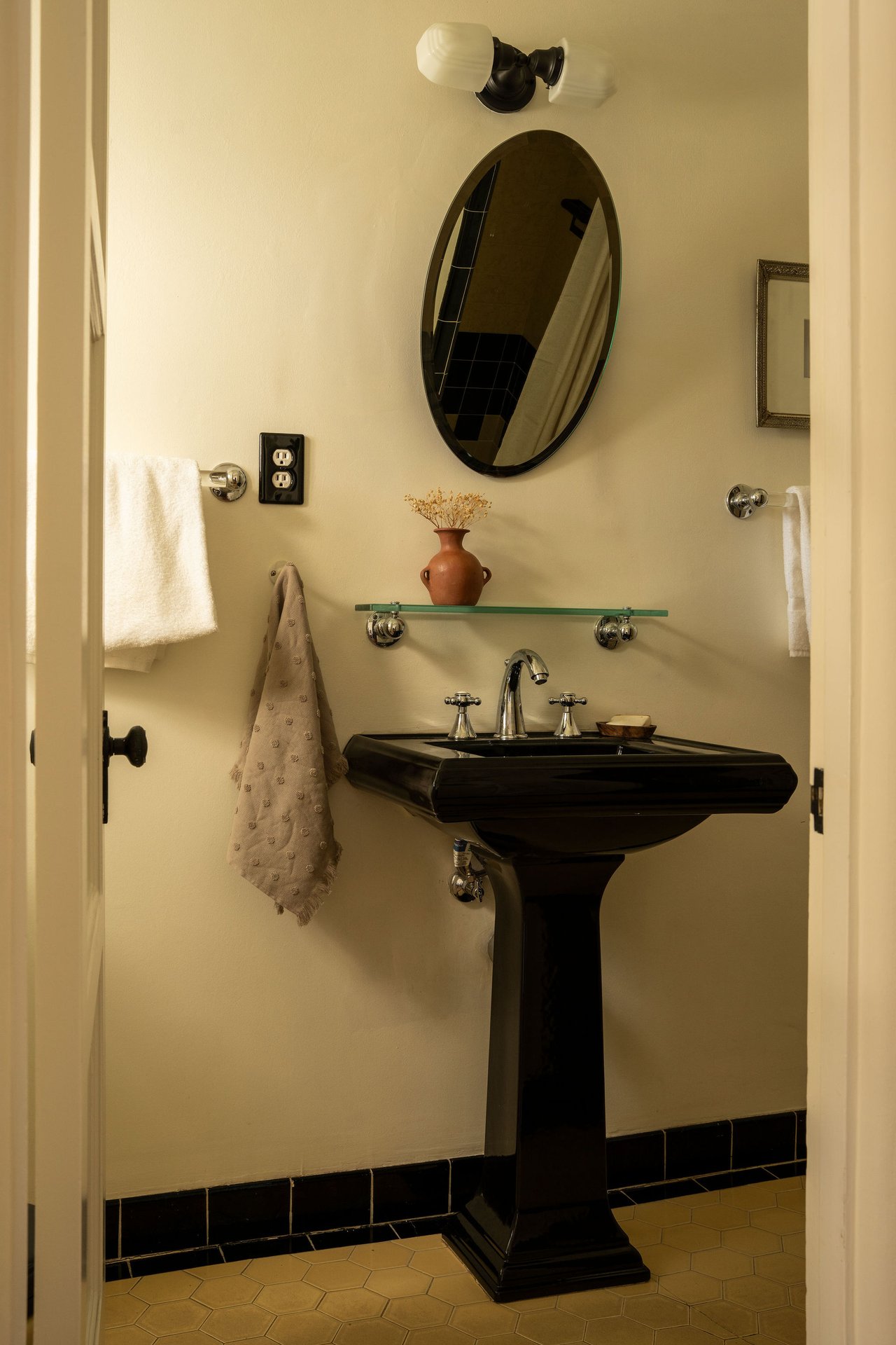 :: The Bower House, 1933 :: 