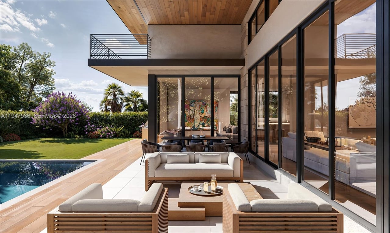 Miami-shores-home-for-sale-backyard