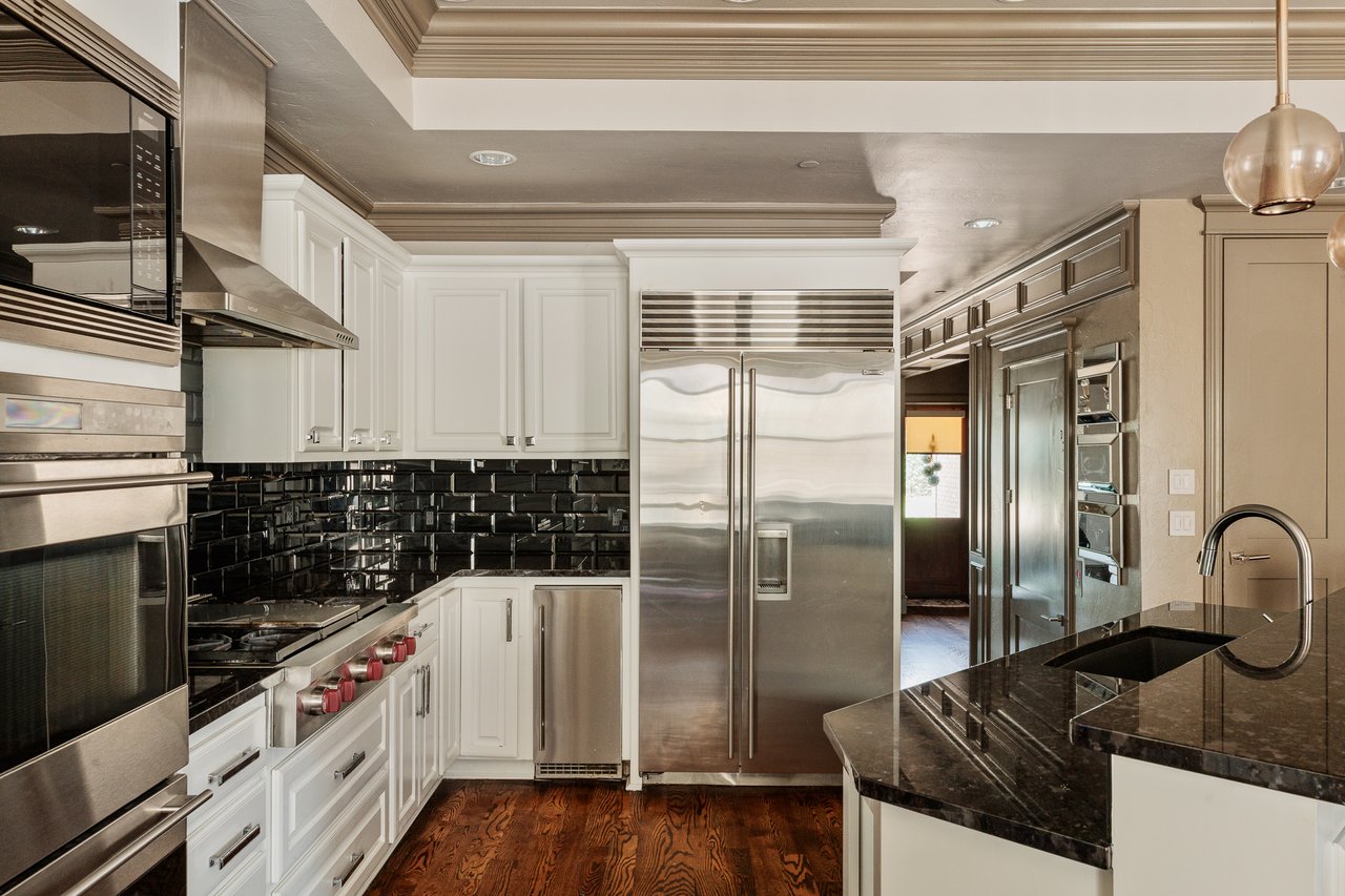 The Kevin Durant former Oklahoma City townhome listed by Jennifer Kragh
