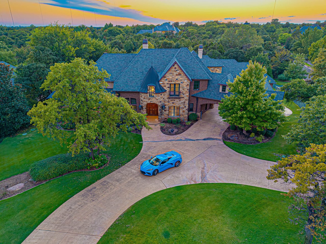 Luxury Living in Stonemill Addition in Oklahoma City - Wyatt Poindexter - The Agency Oklahoma 