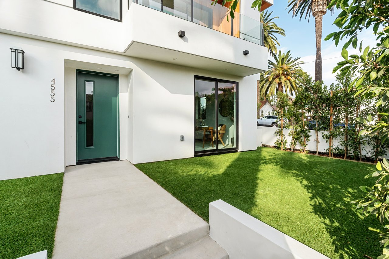 Ambrosia at Hillhurst