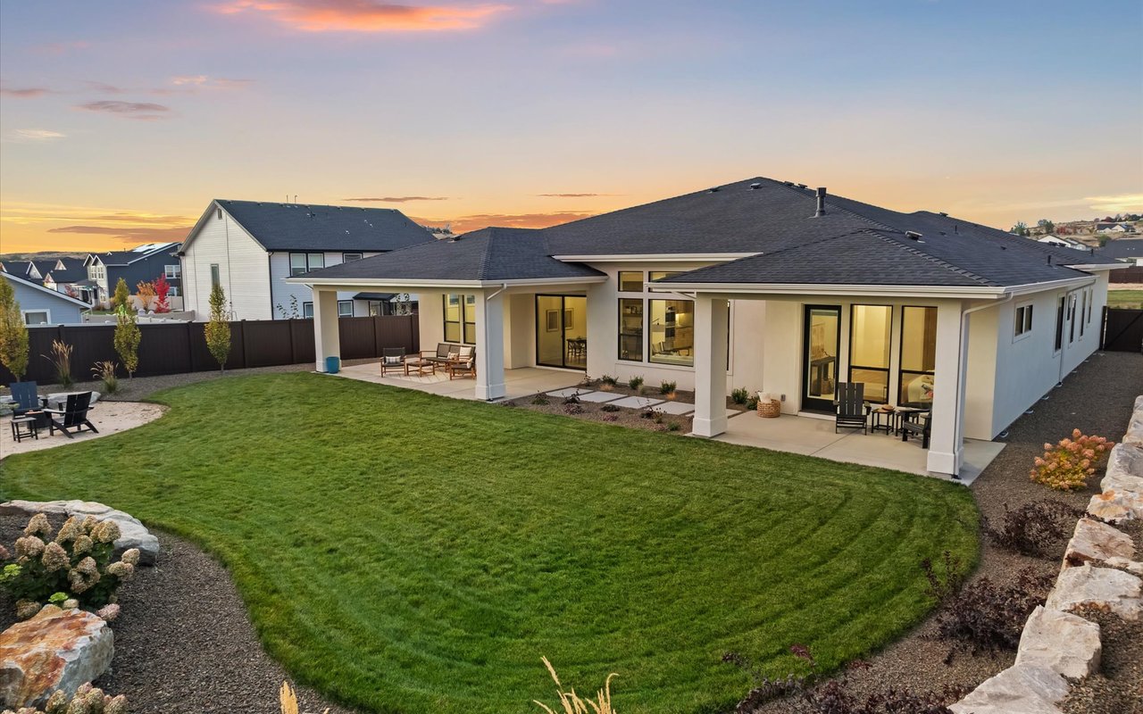 Modern Prairie Style Home in Serene Star, Idaho