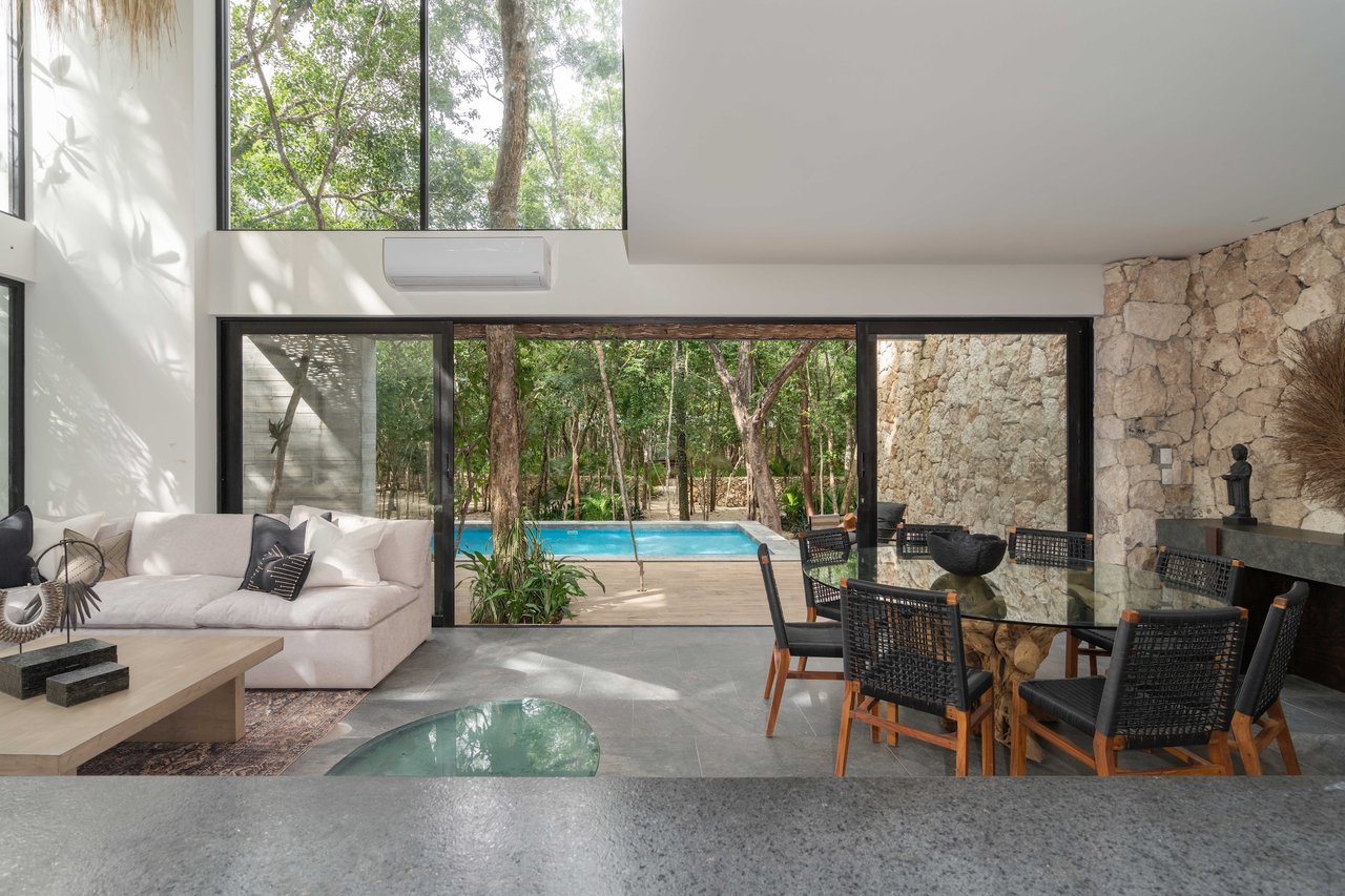 Villa 7  | Beautiful 5 Bedroom with Large Pool in 12 O’Clock Tulum