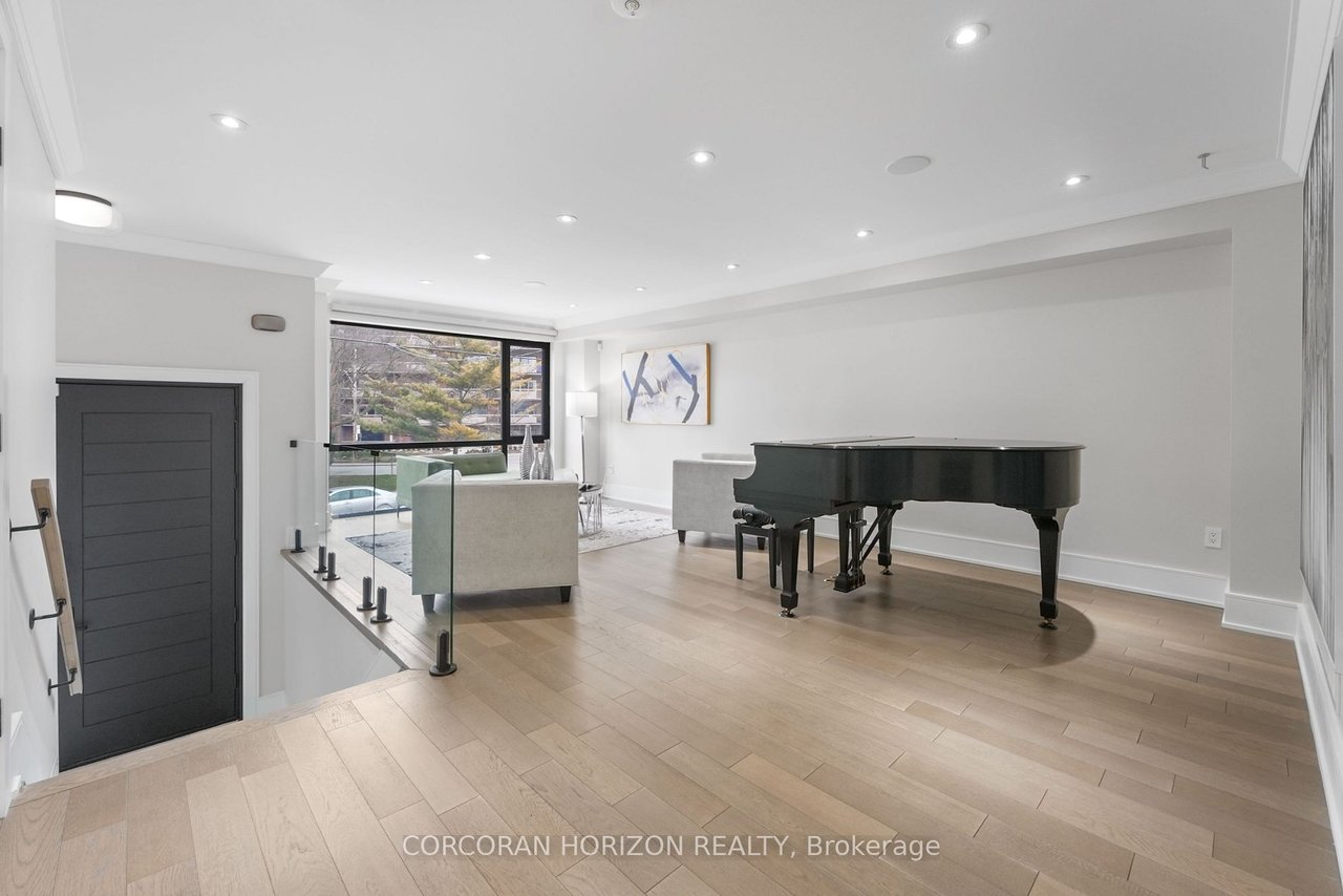 MIMICO LUXURY HOME