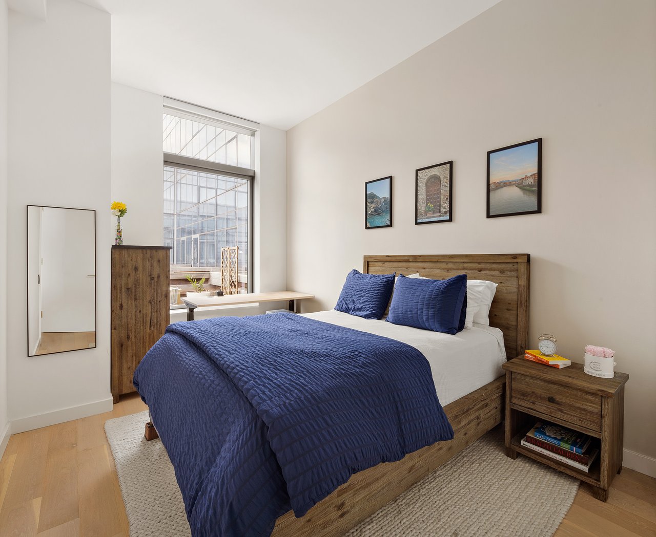 3 Court Square, Unit 533