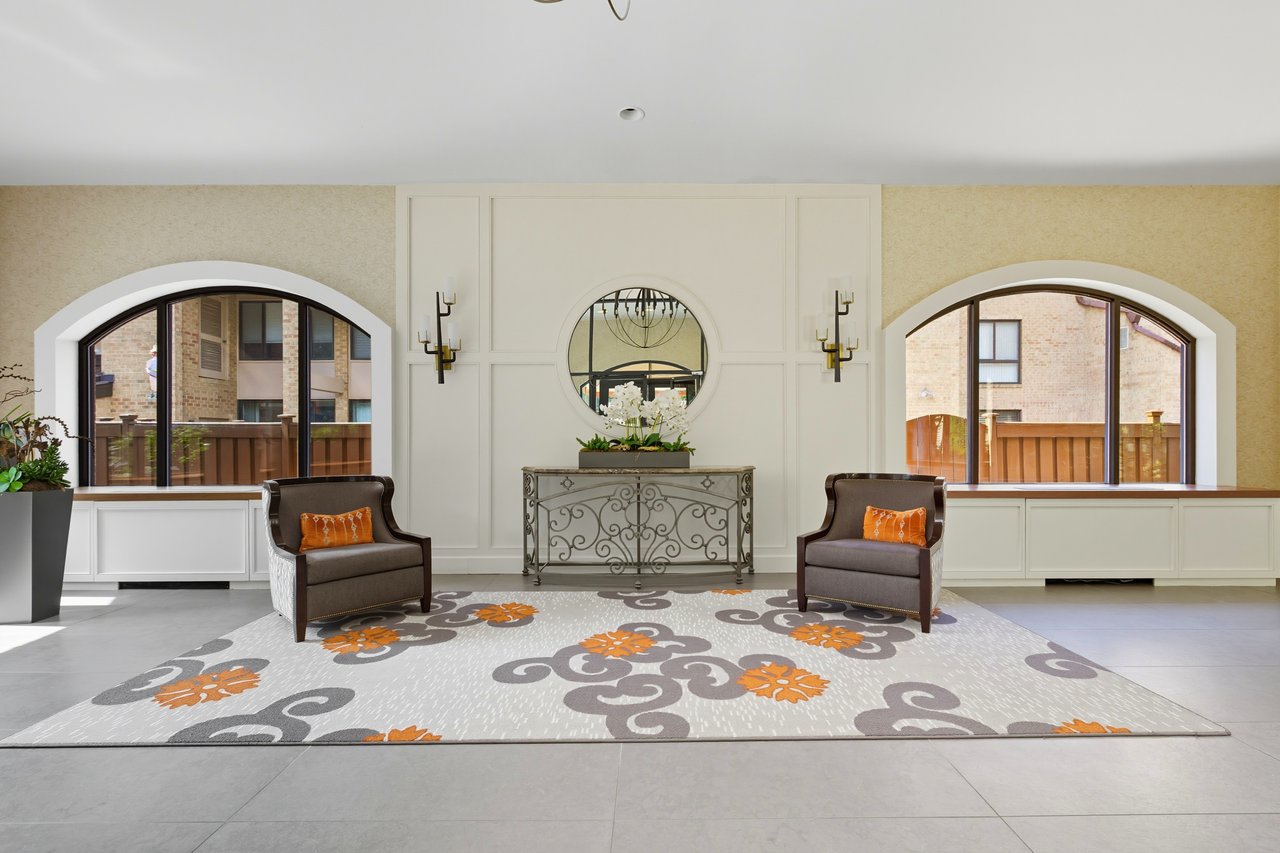 Luxury Turnkey Furnished Condo