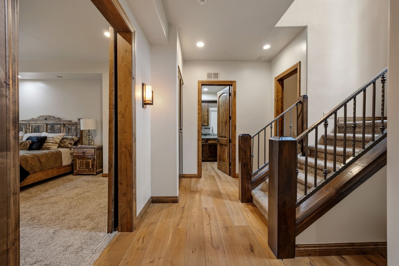 4219 Griffiths Spring