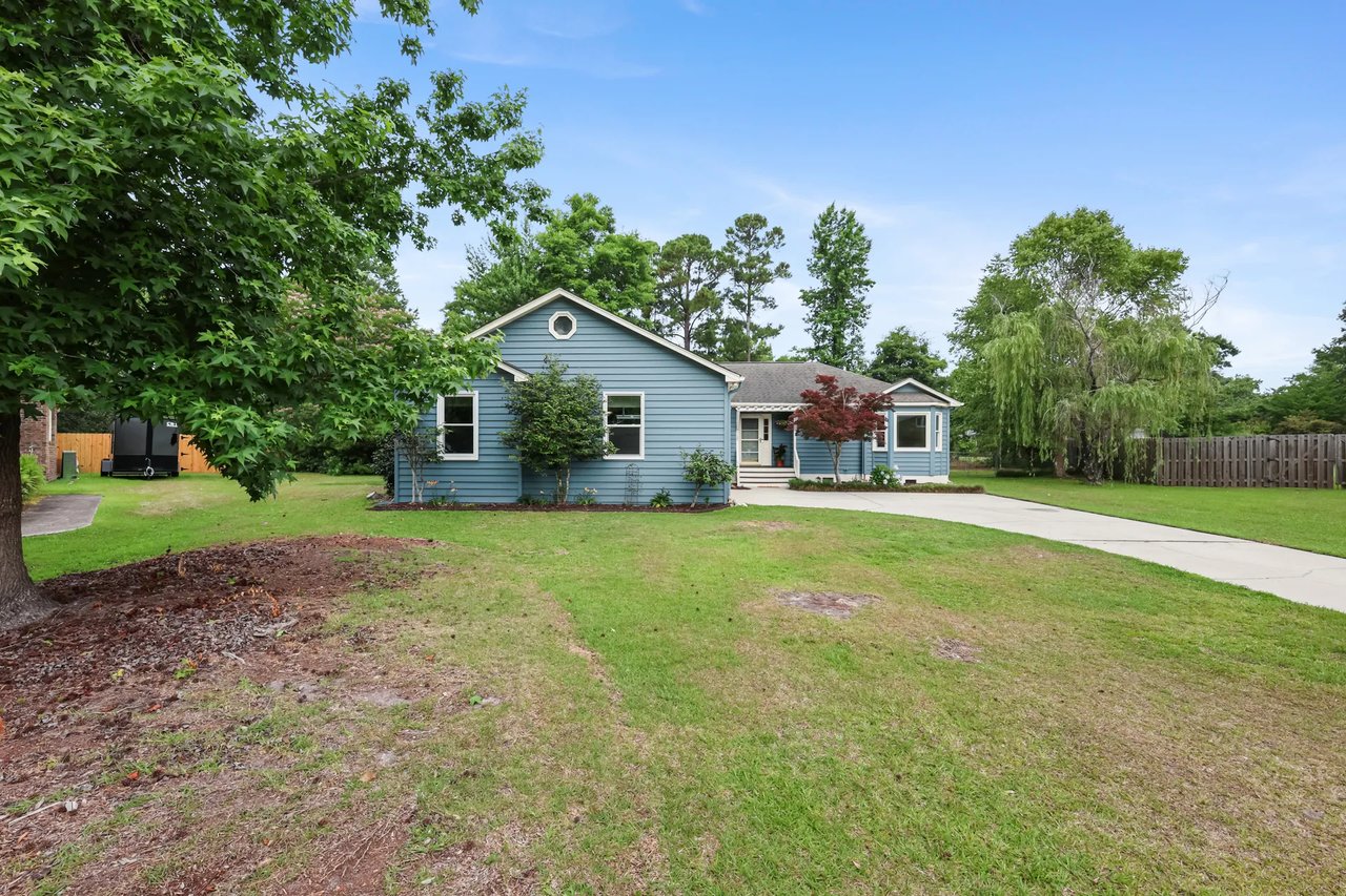 717 Grey Squirrel Dr