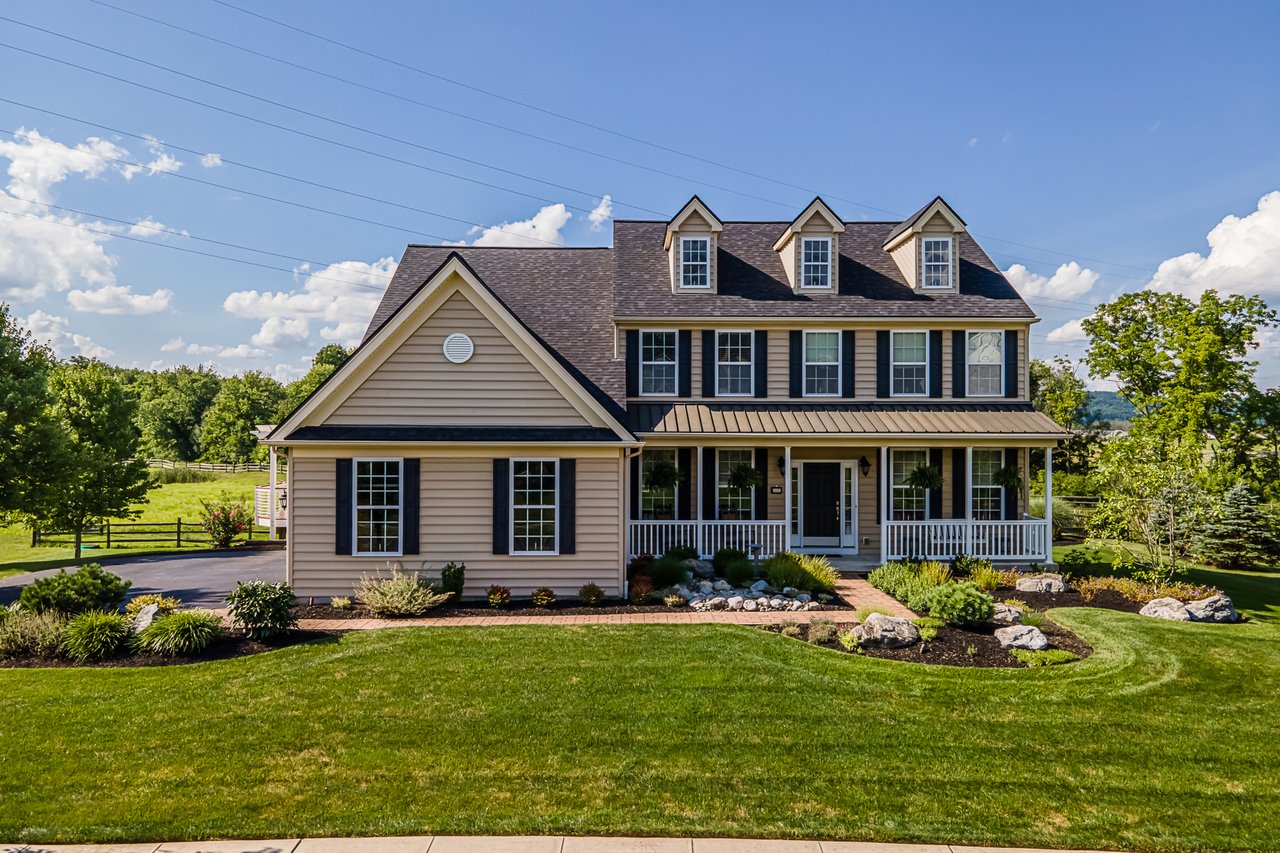 4945 Curly Horse Drive