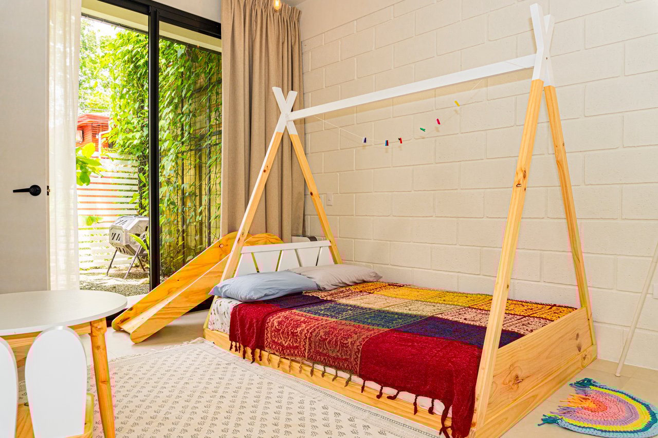 Modern Elegance Meets Tropical Lifestyle in Uvita