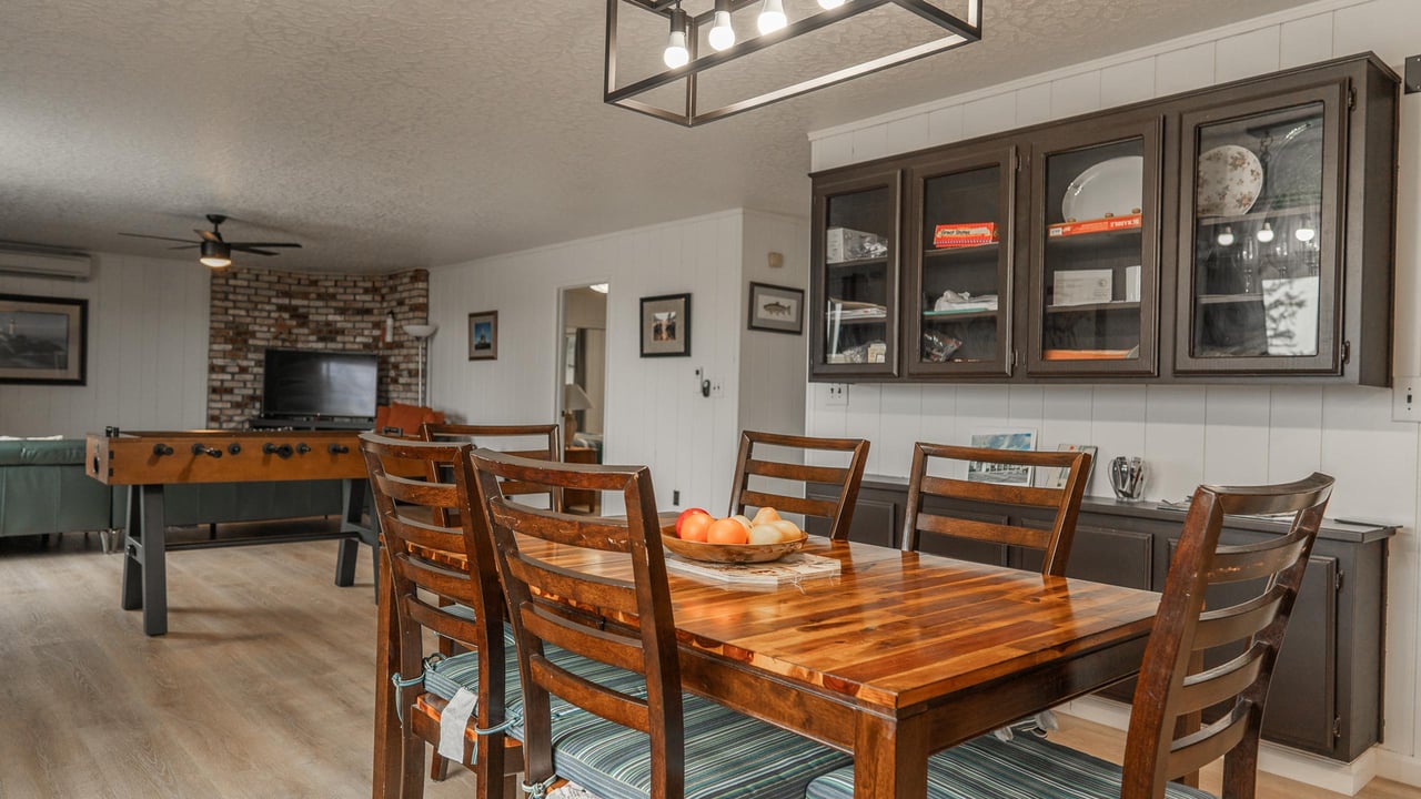 555 Hwy 101 S Apt 3