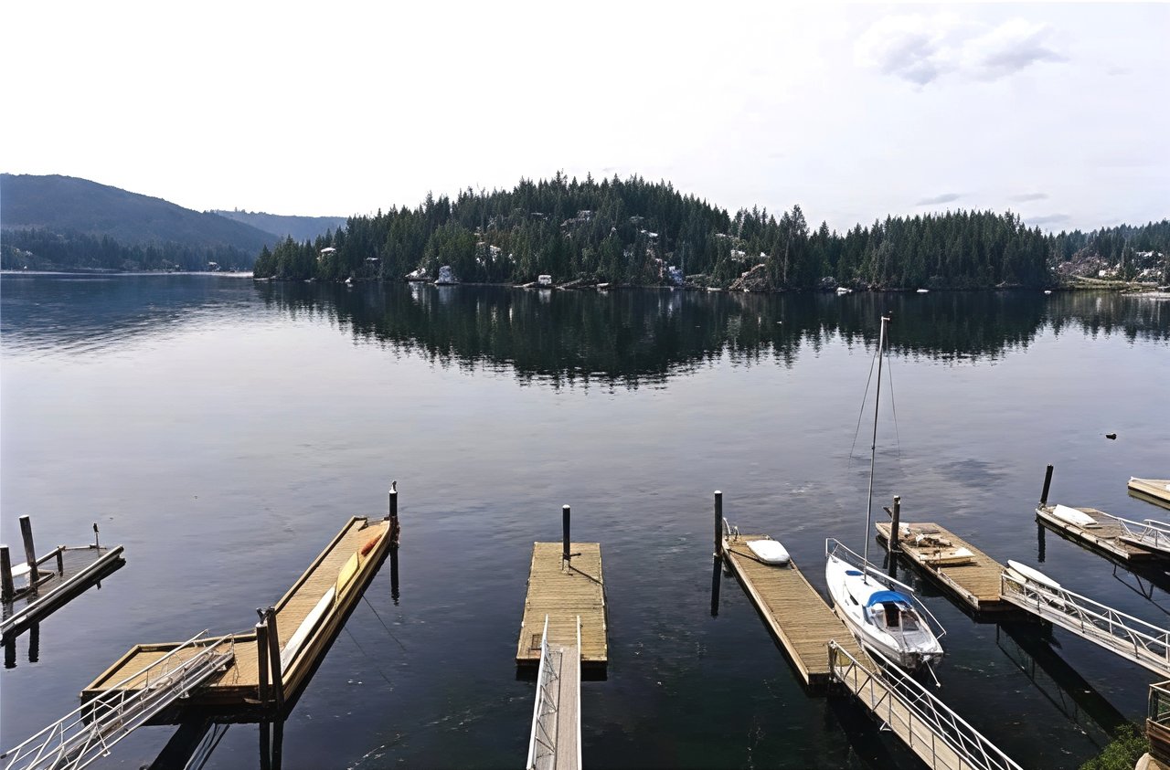 2860 Panorama Dr